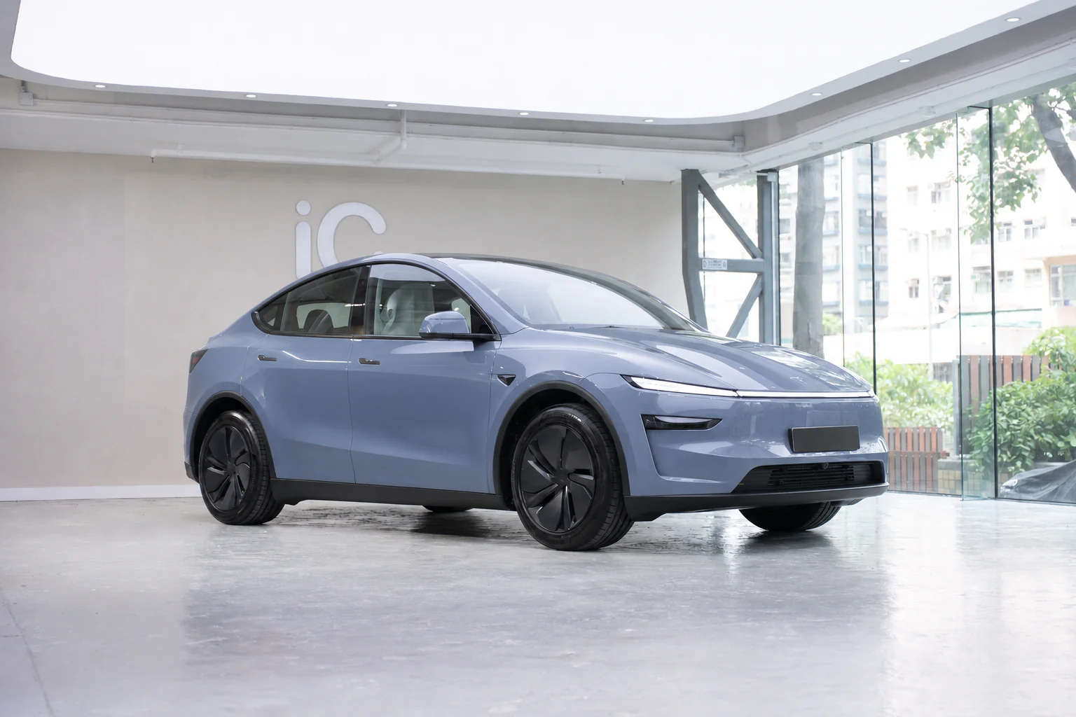 Berfun Slate Blue Tesla Model Y 模擬效果