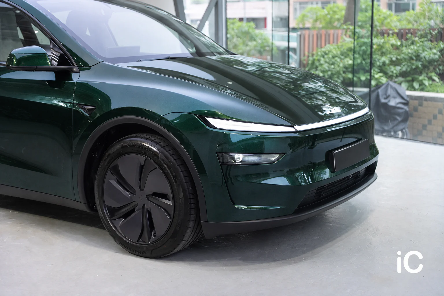 San Remo Green Tesla Model Y 模擬效果