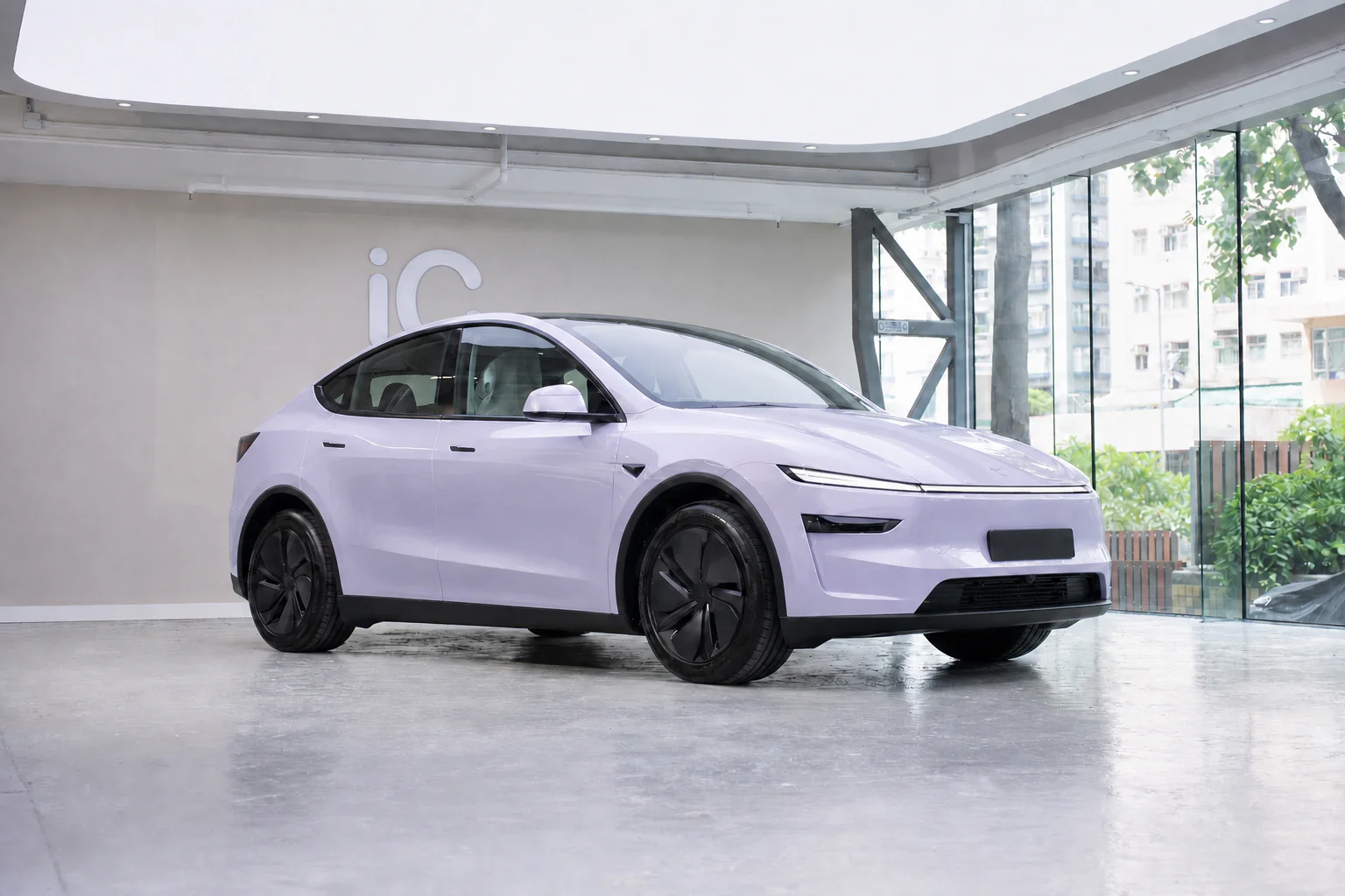 Frosted Lilac Tesla Model Y 模擬效果