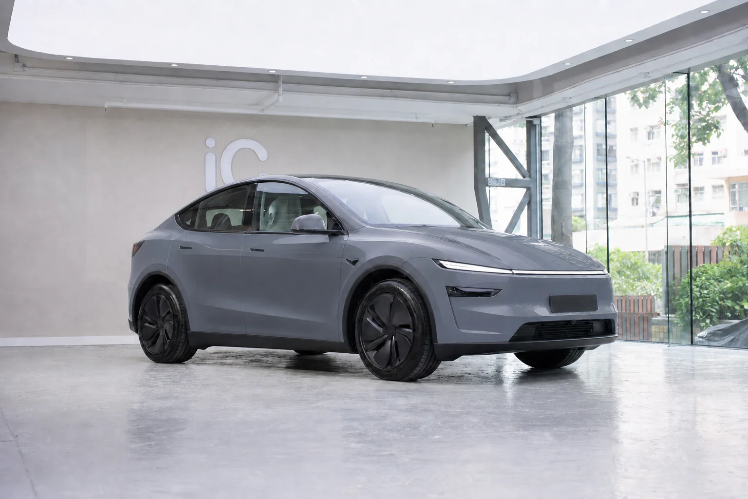 Oslo Grey Tesla Model Y 模擬效果