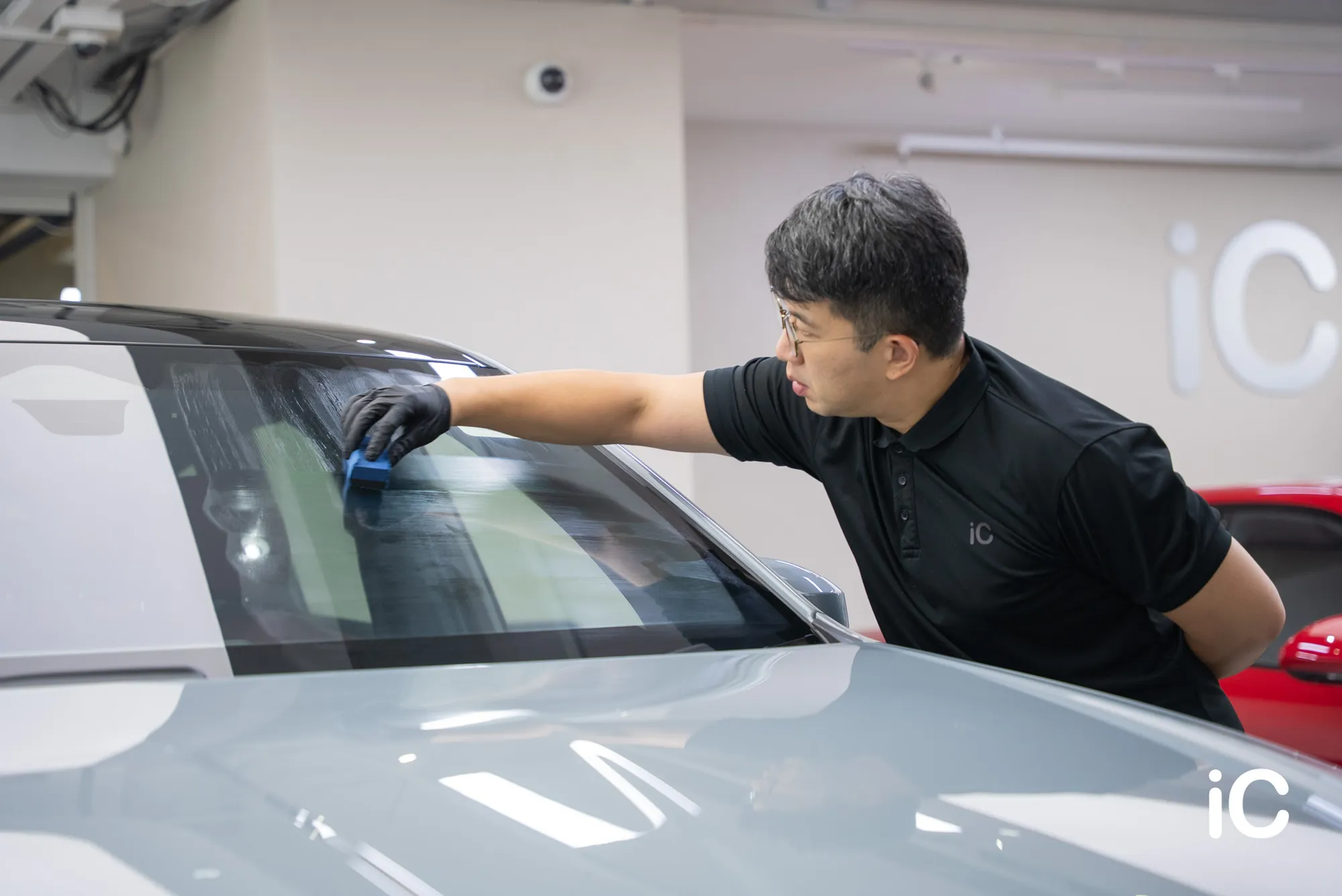BMW iX3 (NA5) (Neue Klasse) 鍍膜 — 在前擋玻璃施工玻璃專用鍍膜
