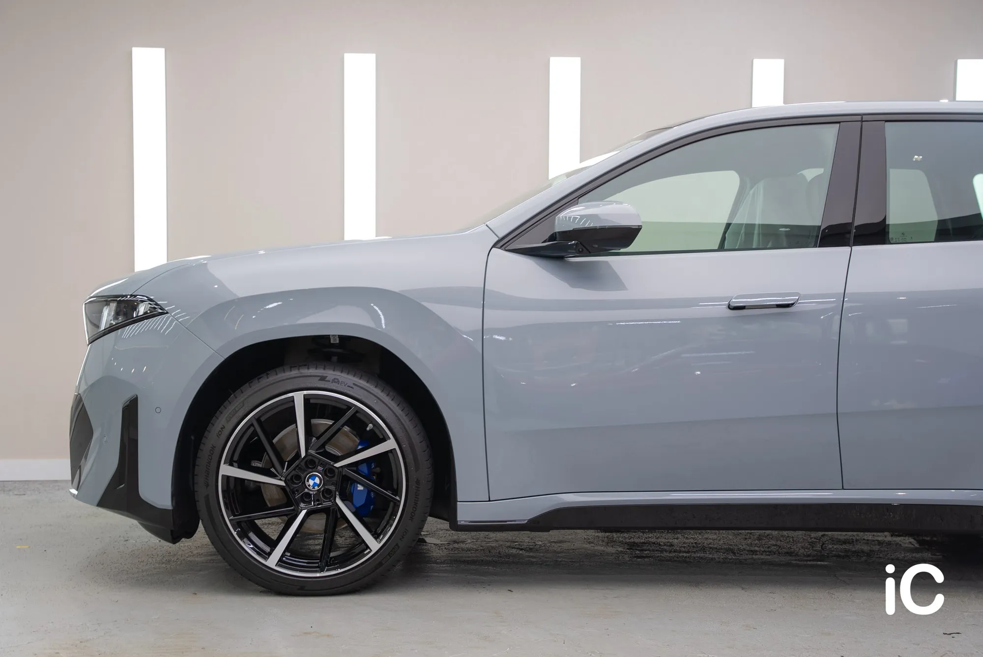 BMW iX3 (NA5) (Neue Klasse) 鍍膜 施工作品