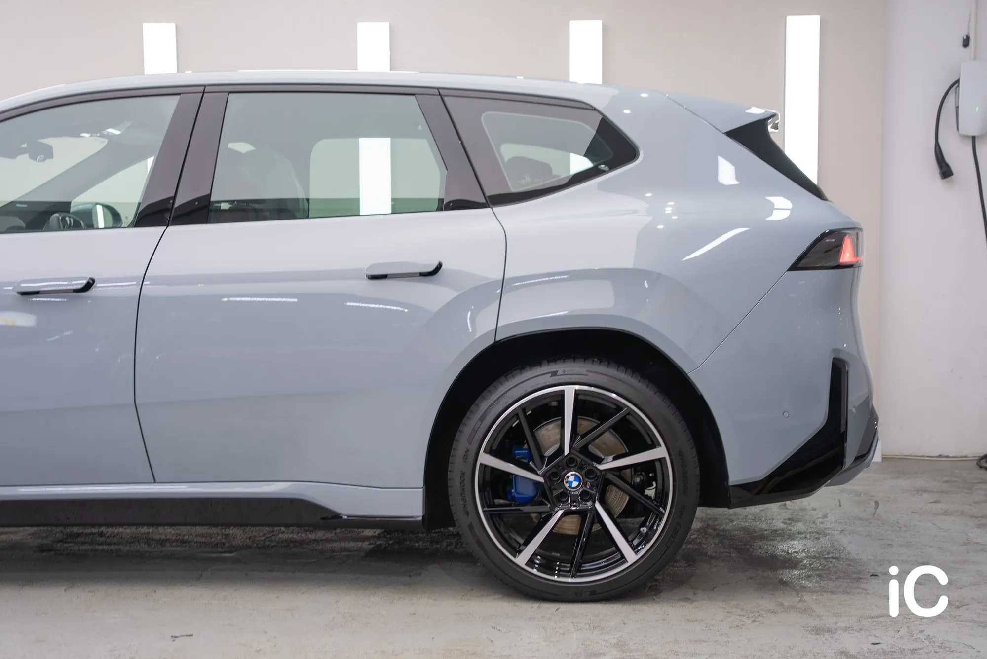 BMW iX3 (NA5) (Neue Klasse) 鍍膜 施工作品