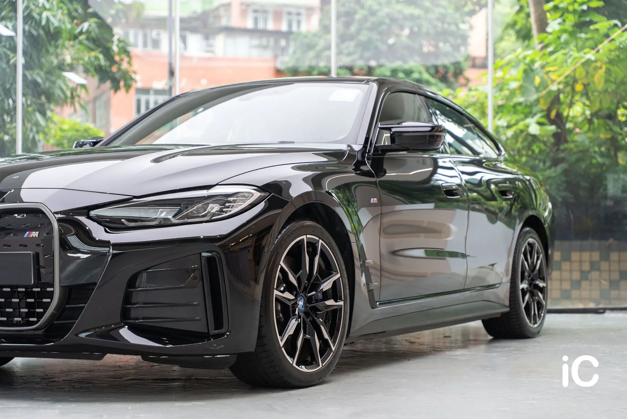 BMW i4 (M50) 轉色 PPF 施工作品
