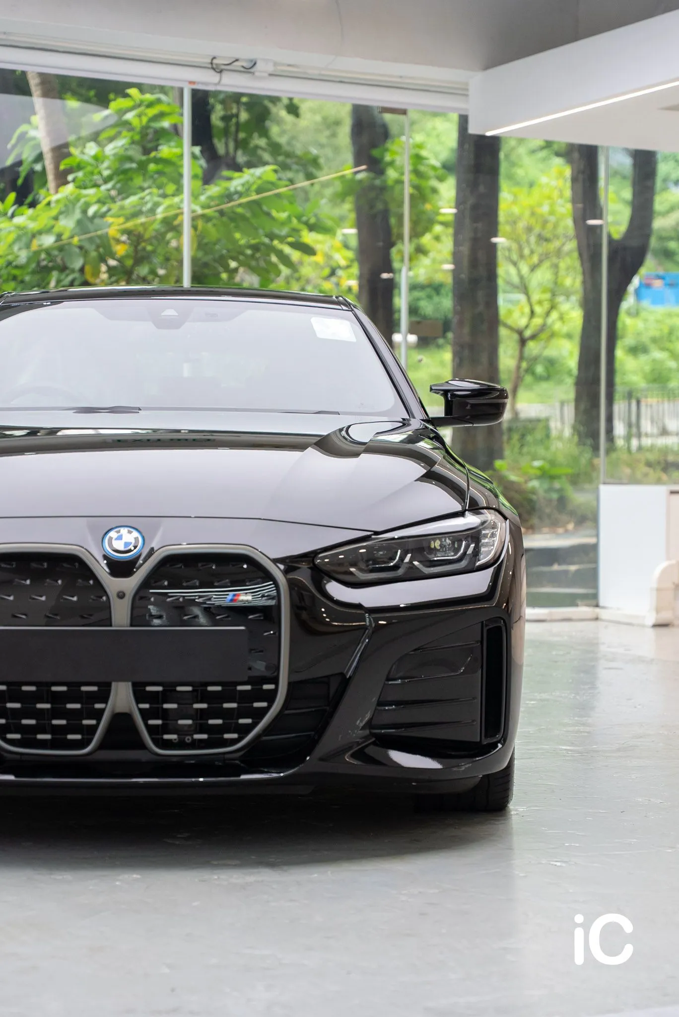 BMW i4 (M50) 轉色 PPF 施工作品