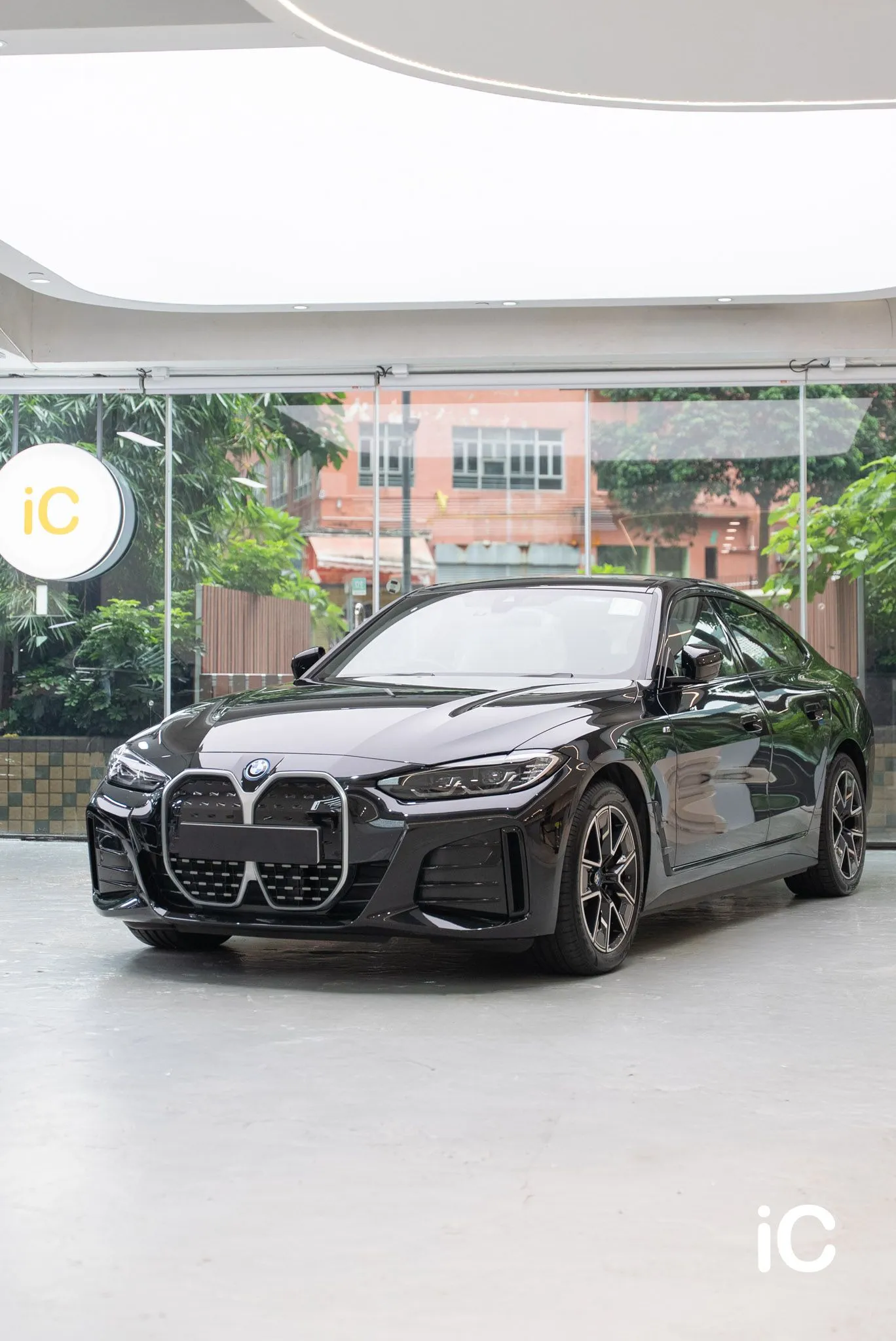 BMW i4 (M Sport Edition) 透明 PPF 施工作品