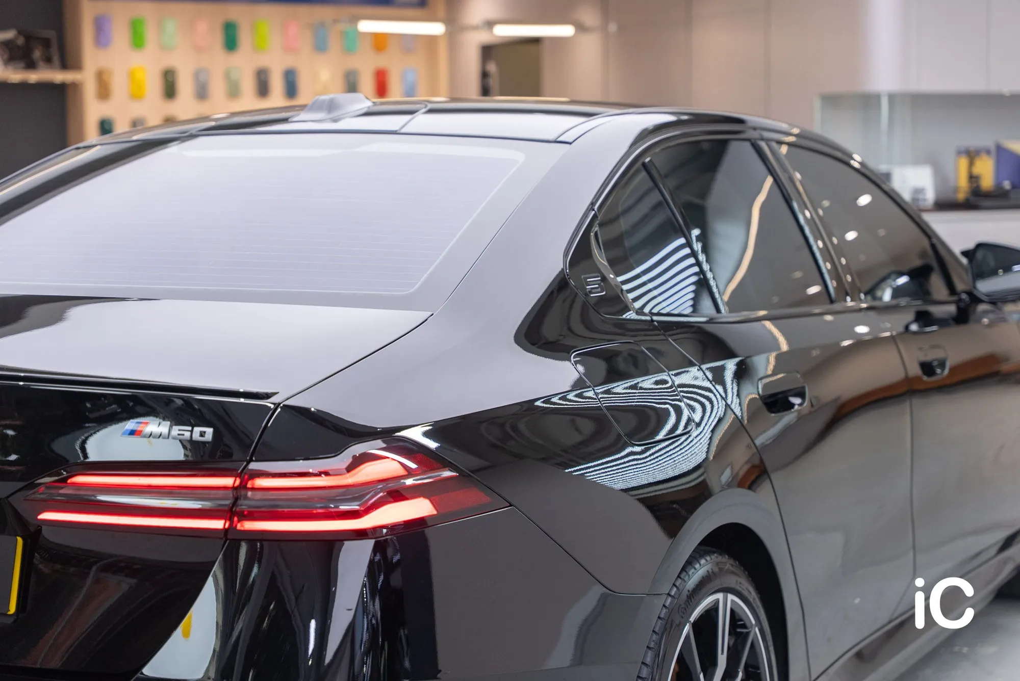 BMW i5 (M60) 轉色 PPF 施工作品