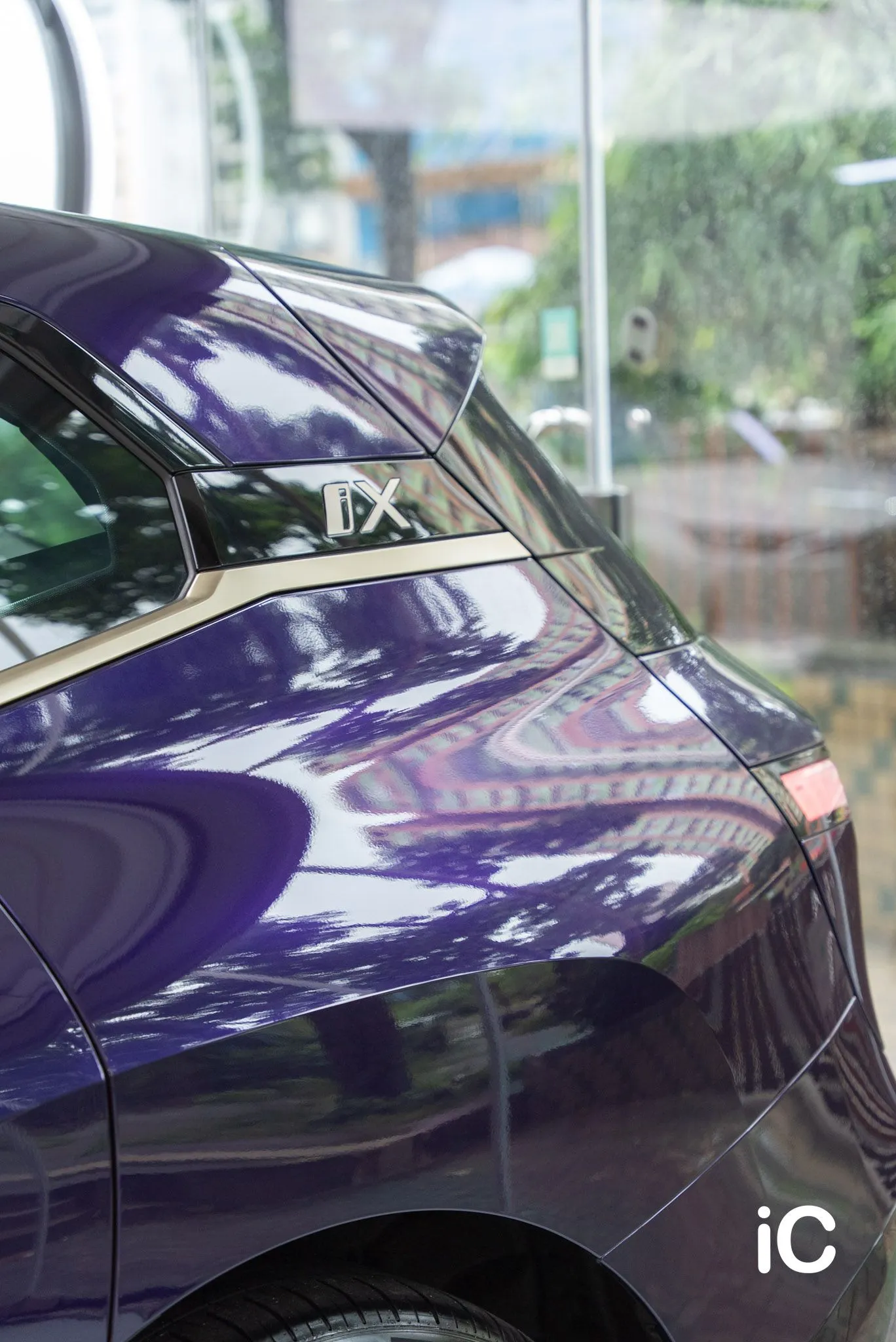 BMW iX 轉色 PPF 施工作品