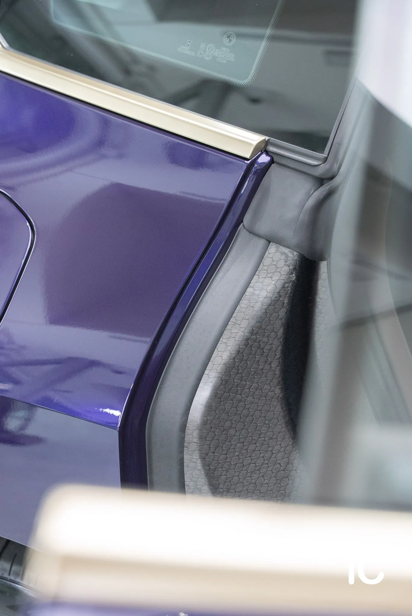 BMW iX 轉色 PPF 施工作品