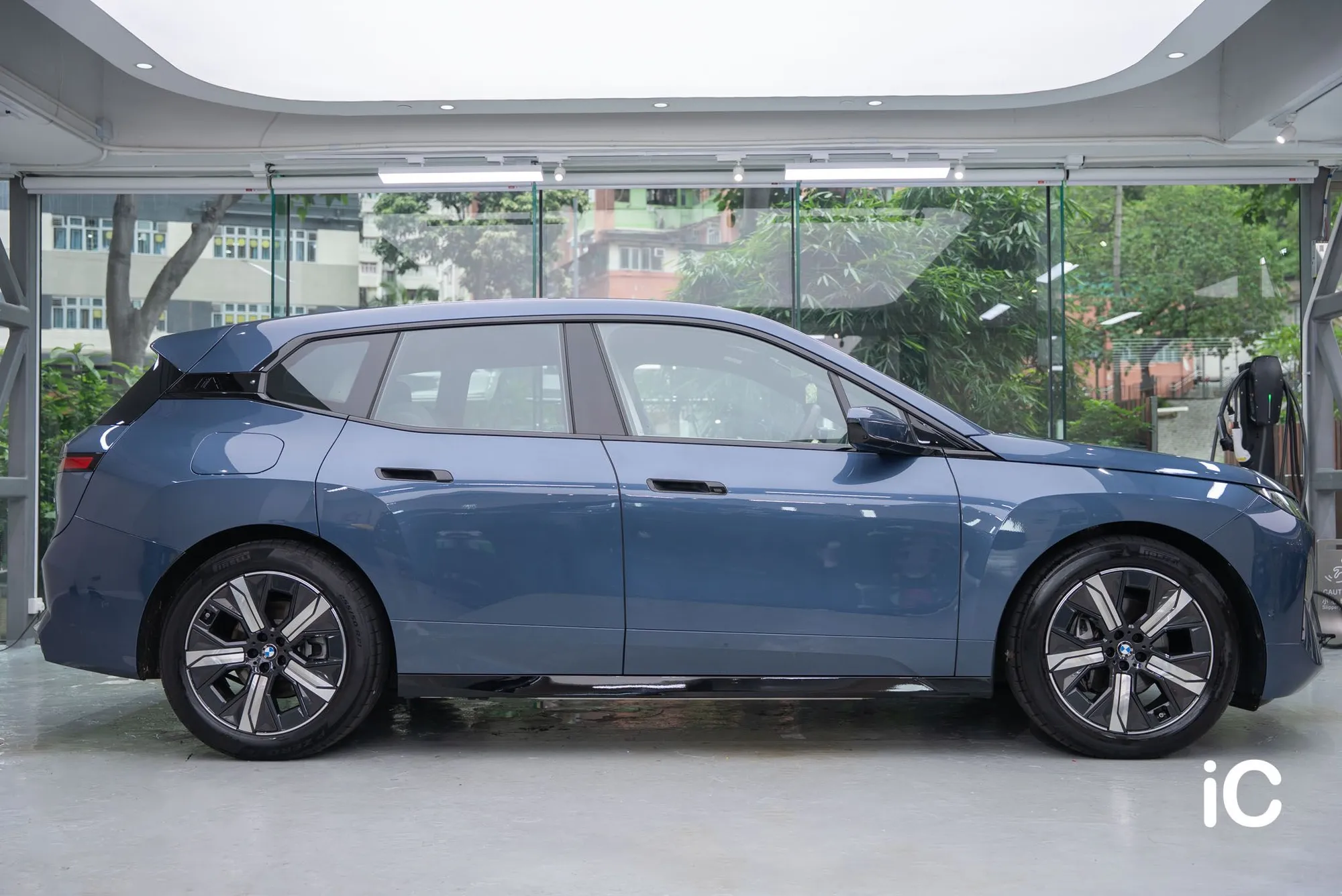 BMW iX 透明 PPF 施工作品