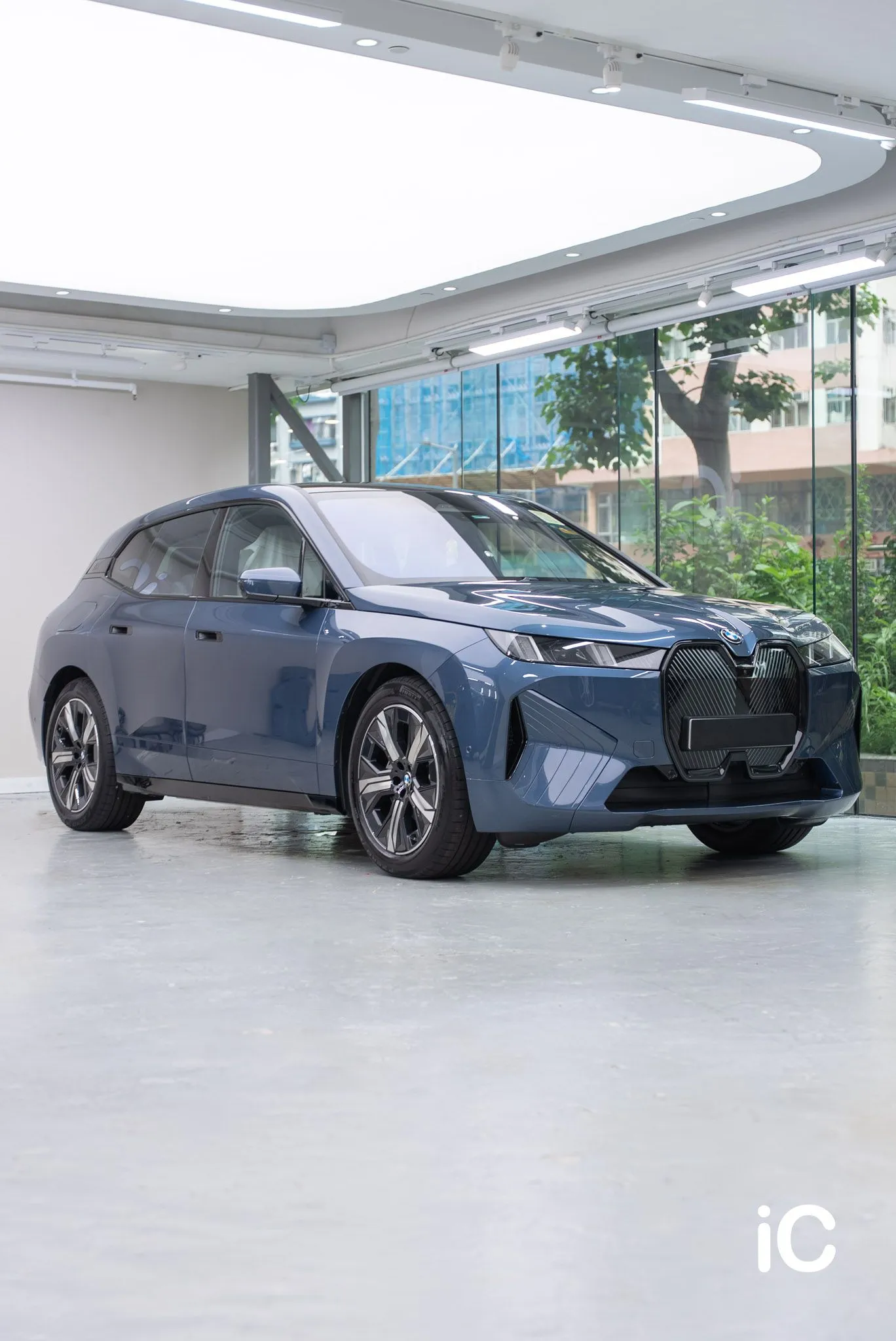 BMW iX 透明 PPF 施工作品
