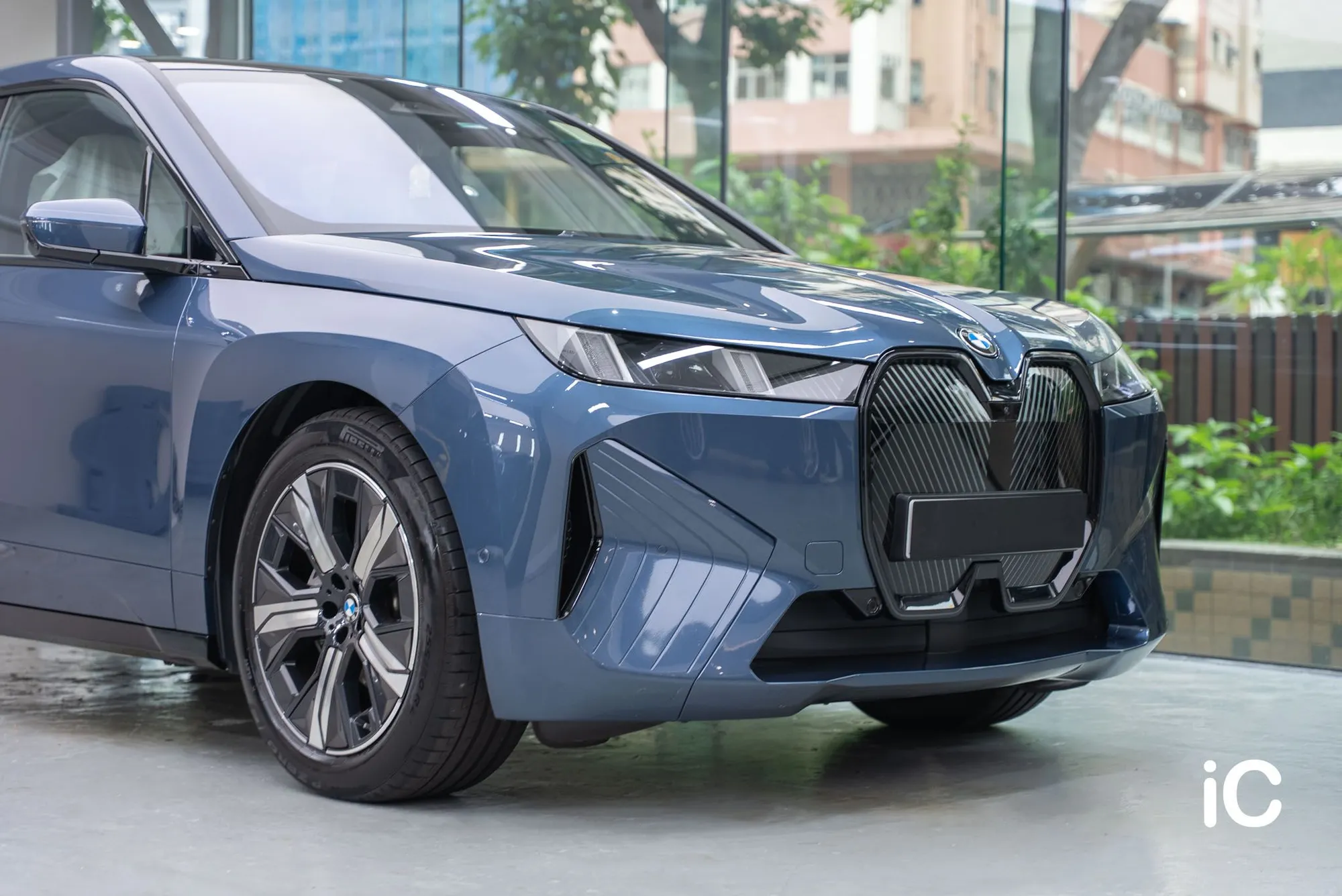 BMW iX 透明 PPF 施工作品