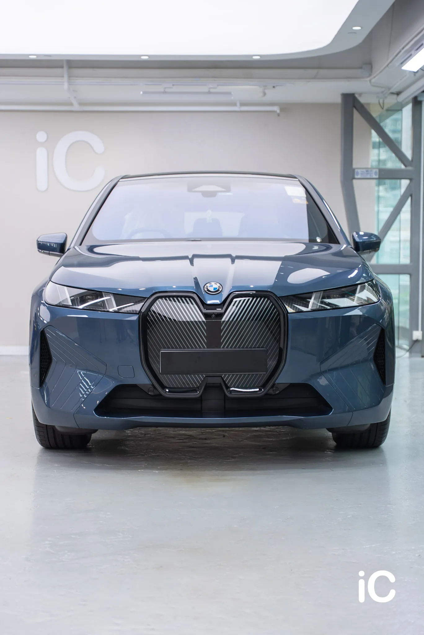 BMW iX 透明 PPF 施工作品