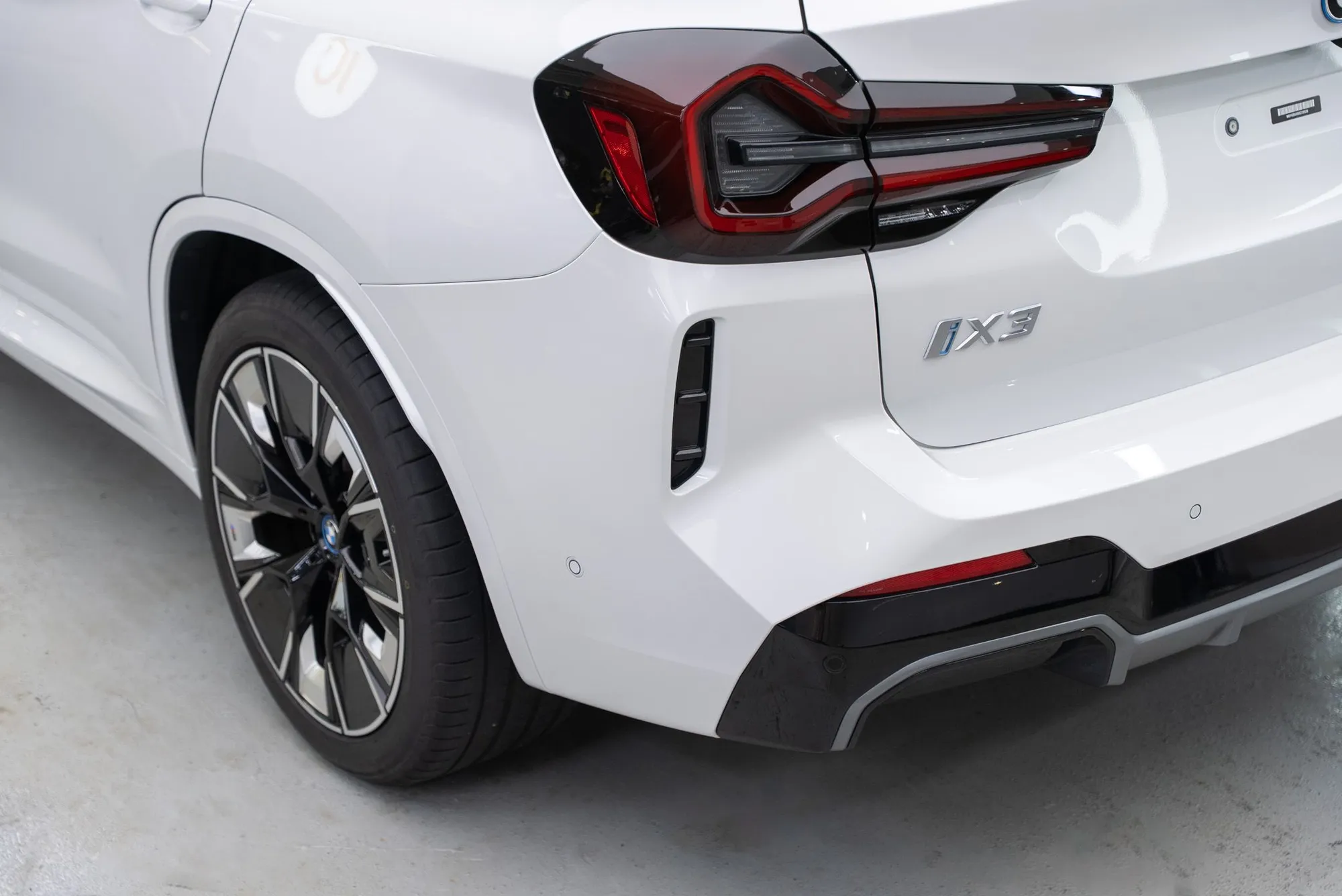 BMW iX3 (M Sport Edition) 鍍膜 施工作品