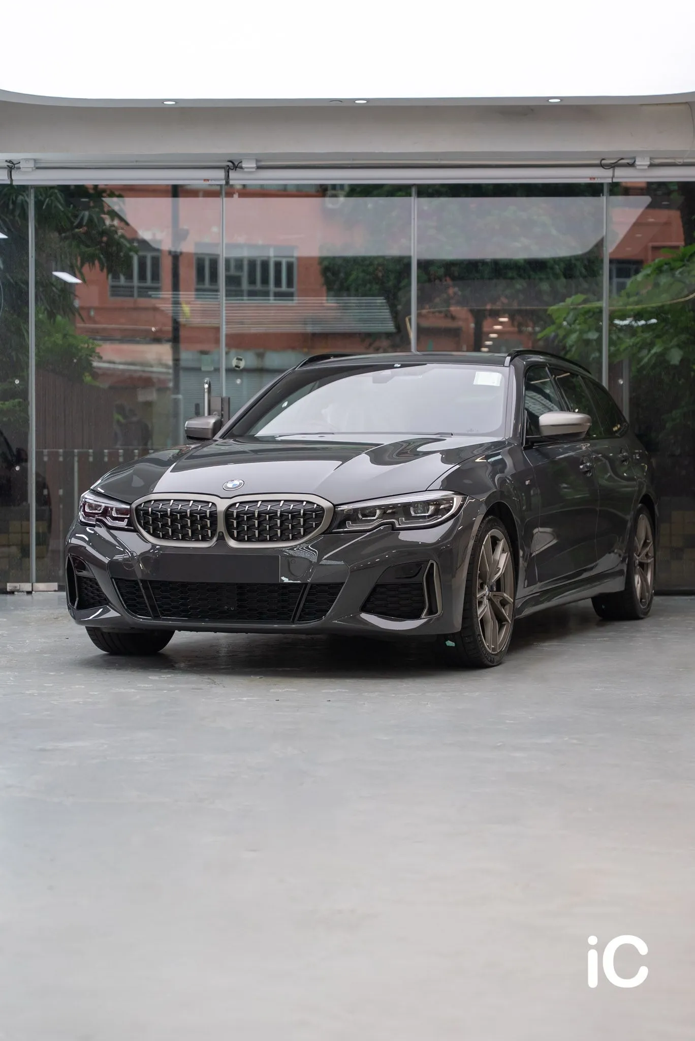 BMW THE 3 透明 PPF 施工作品