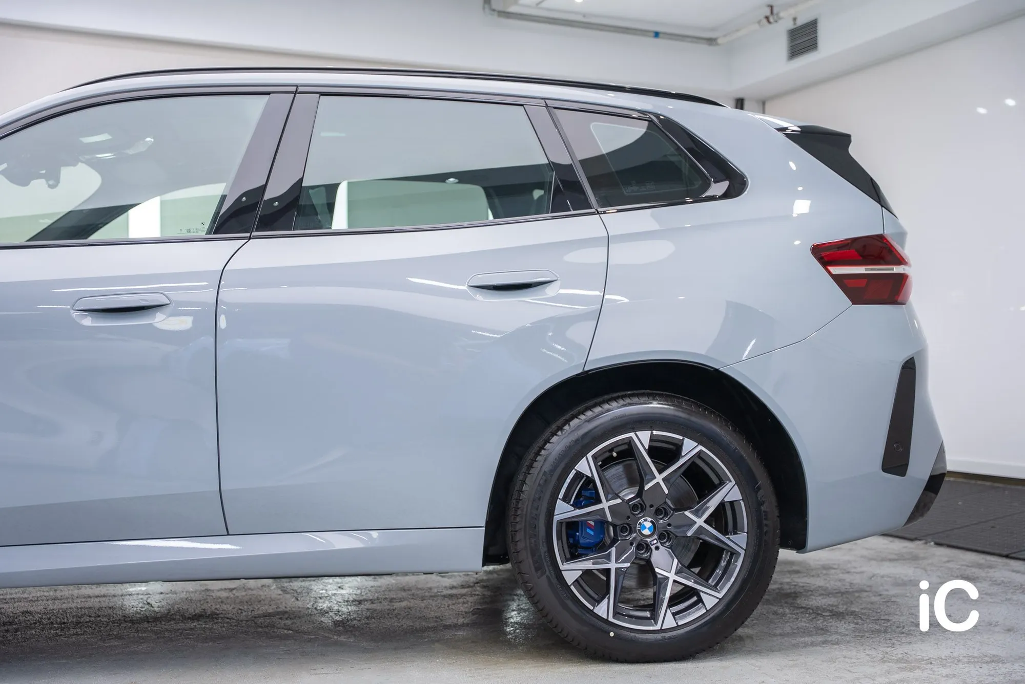 BMW X3 鍍膜 施工作品