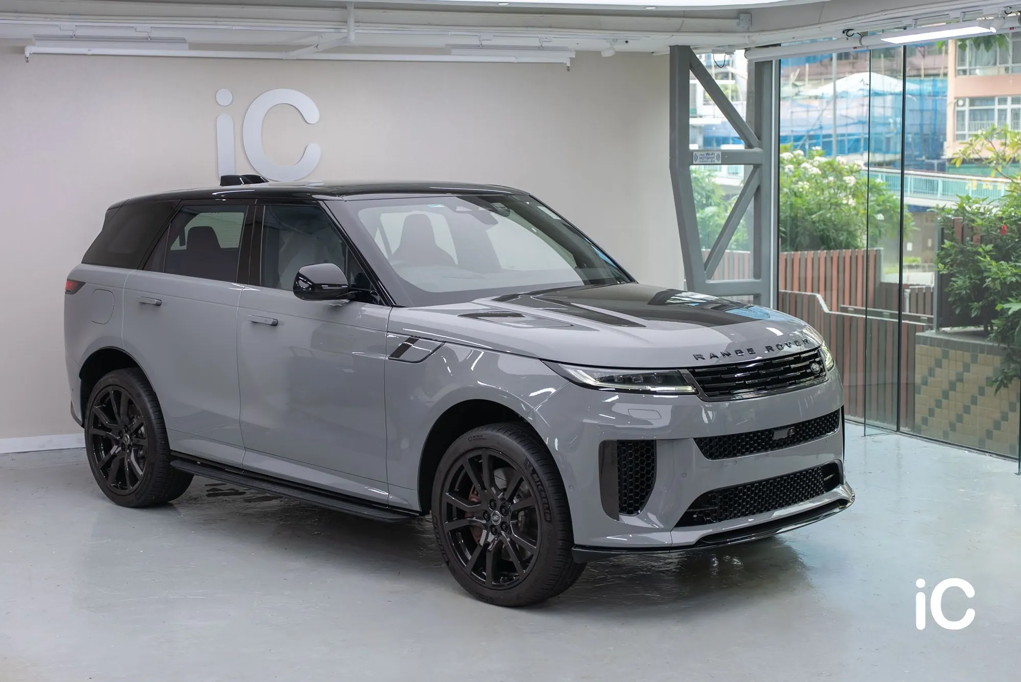 Land Rover Range Rover ( Evoque / Sport ) 透明 PPF 施工作品