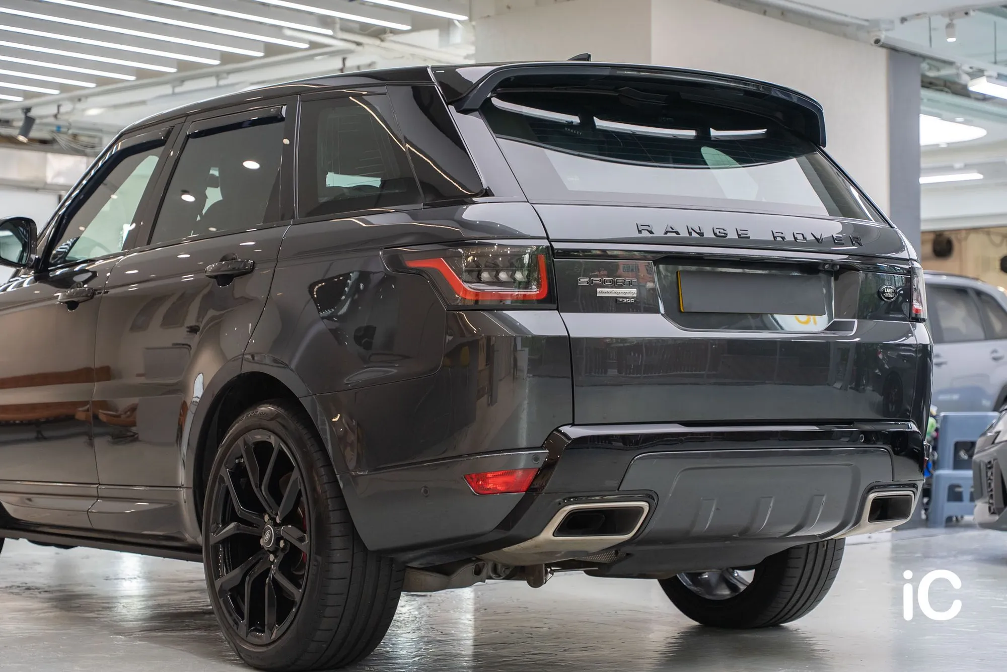 Land Rover Range Rover ( Evoque / Sport ) 透明 PPF 施工作品