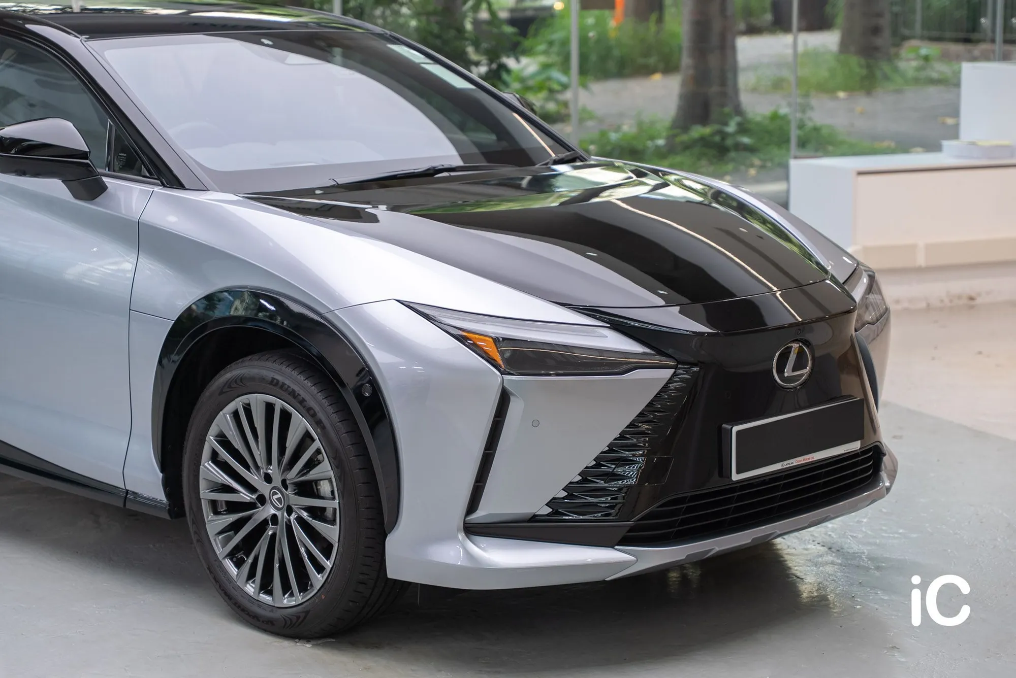 Lexus RZ 500e 透明 PPF 施工作品