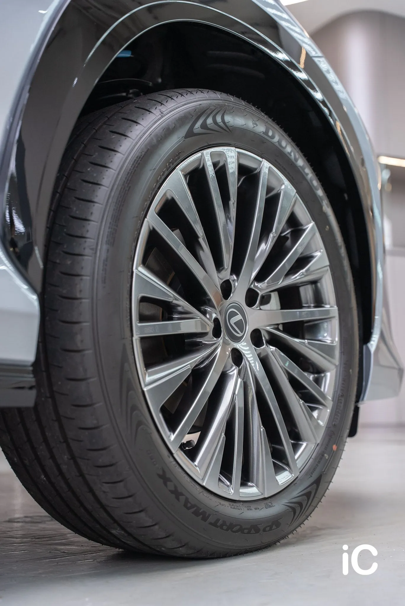 Lexus RZ 500e 透明 PPF 施工作品