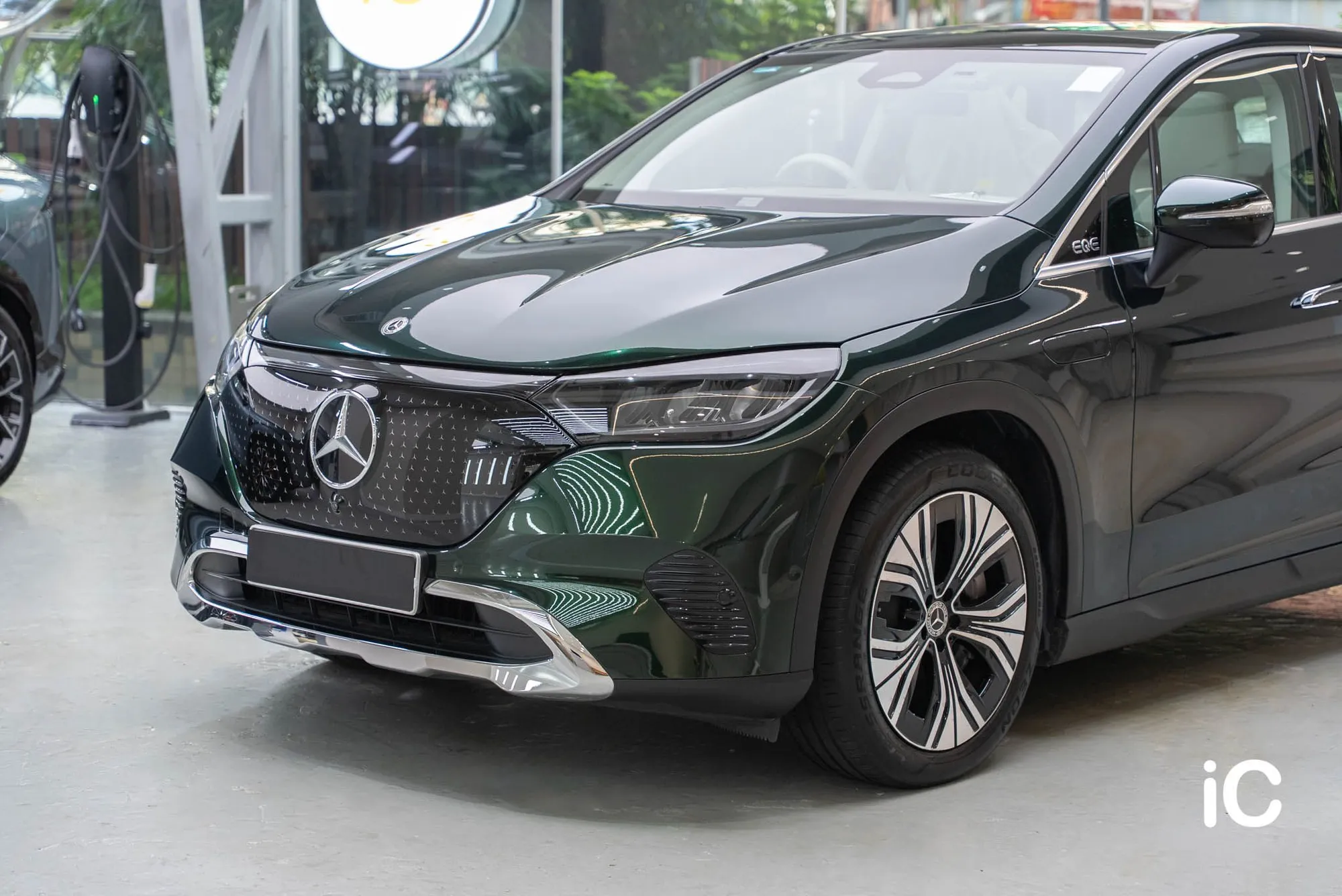 Mercedes Benz EQE SUV 轉色 PPF 施工作品