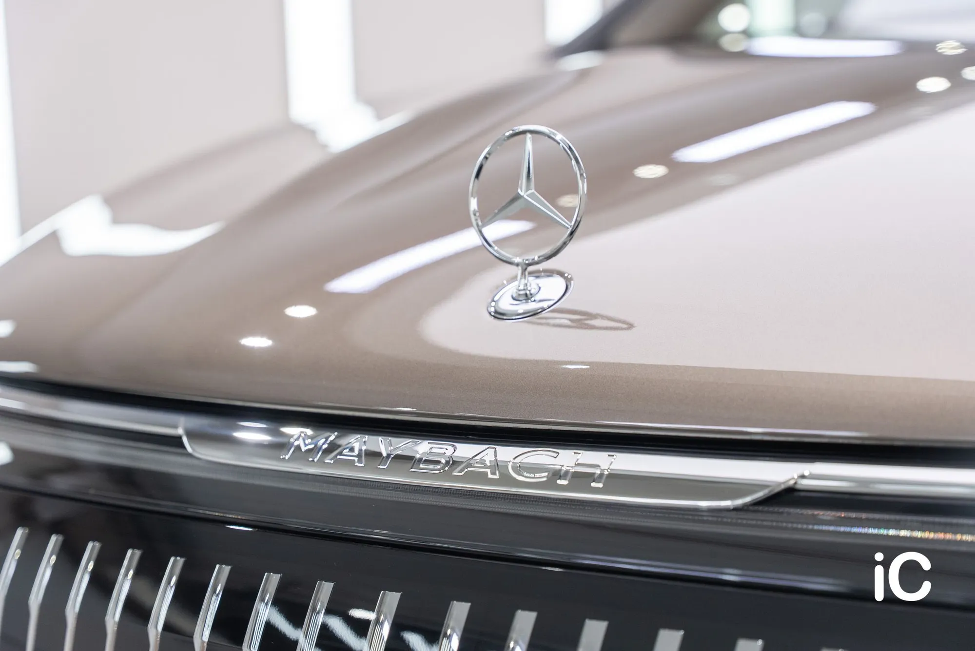 Mercedes Benz EQS SUV 鍍膜 施工作品