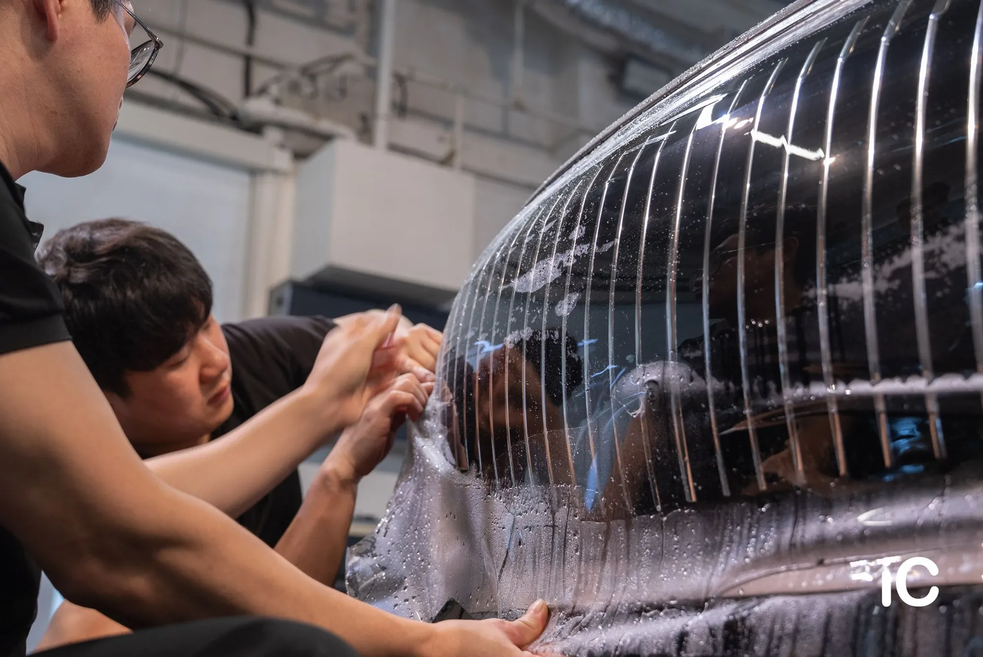 Mercedes Benz EQS SUV 鍍膜 施工作品