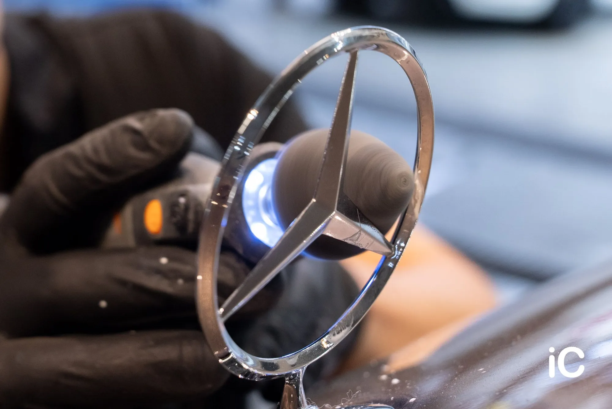 Mercedes Benz EQS SUV 鍍膜 施工作品