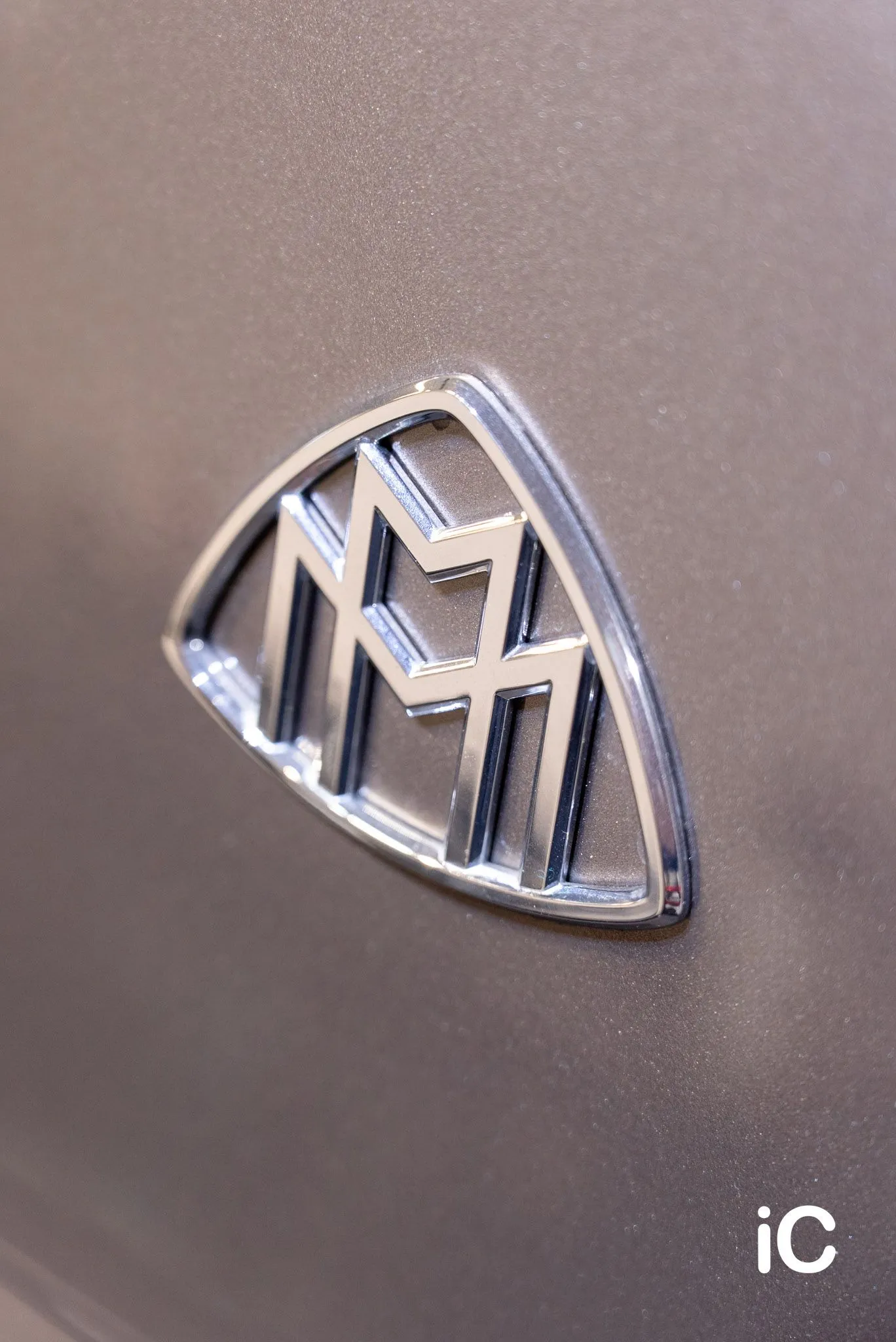 Mercedes Benz EQS SUV 鍍膜 施工作品