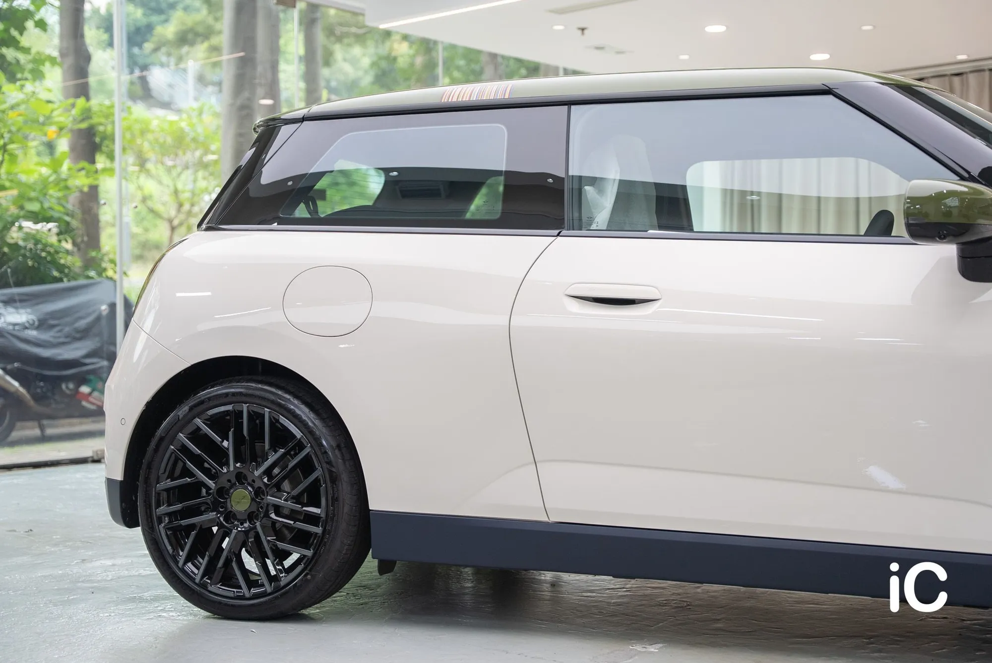MINI Cooper / S / SE 透明 PPF 施工作品