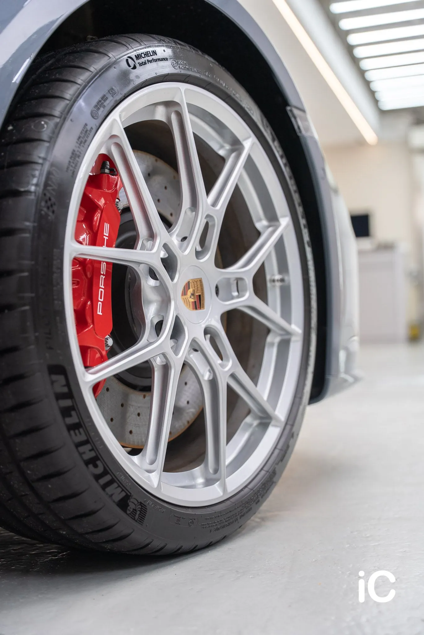 Porsche 911 透明 PPF 施工作品