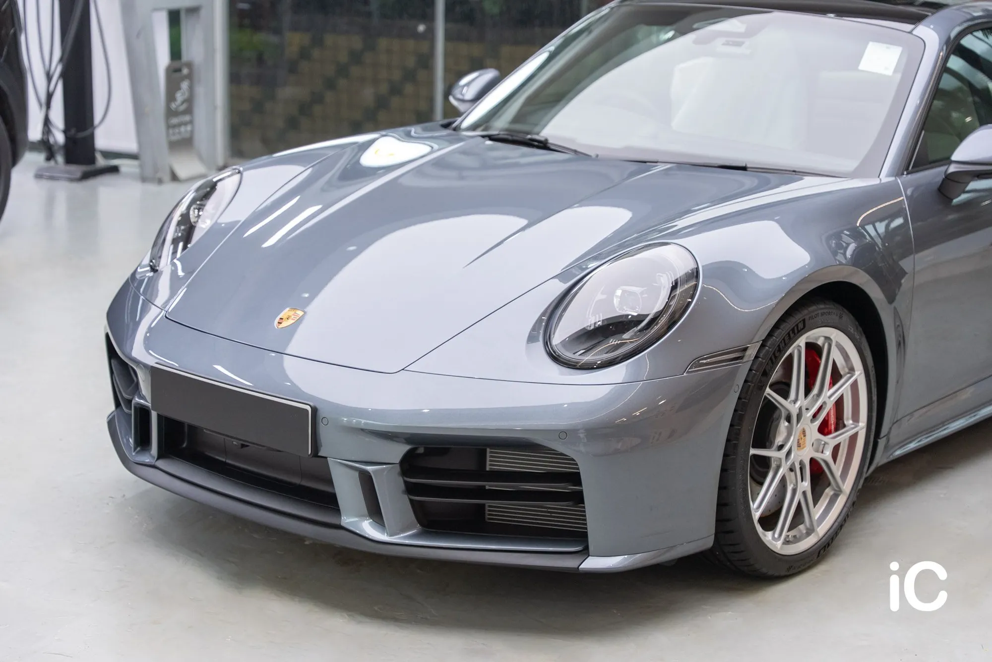 Porsche 911 透明 PPF 施工作品