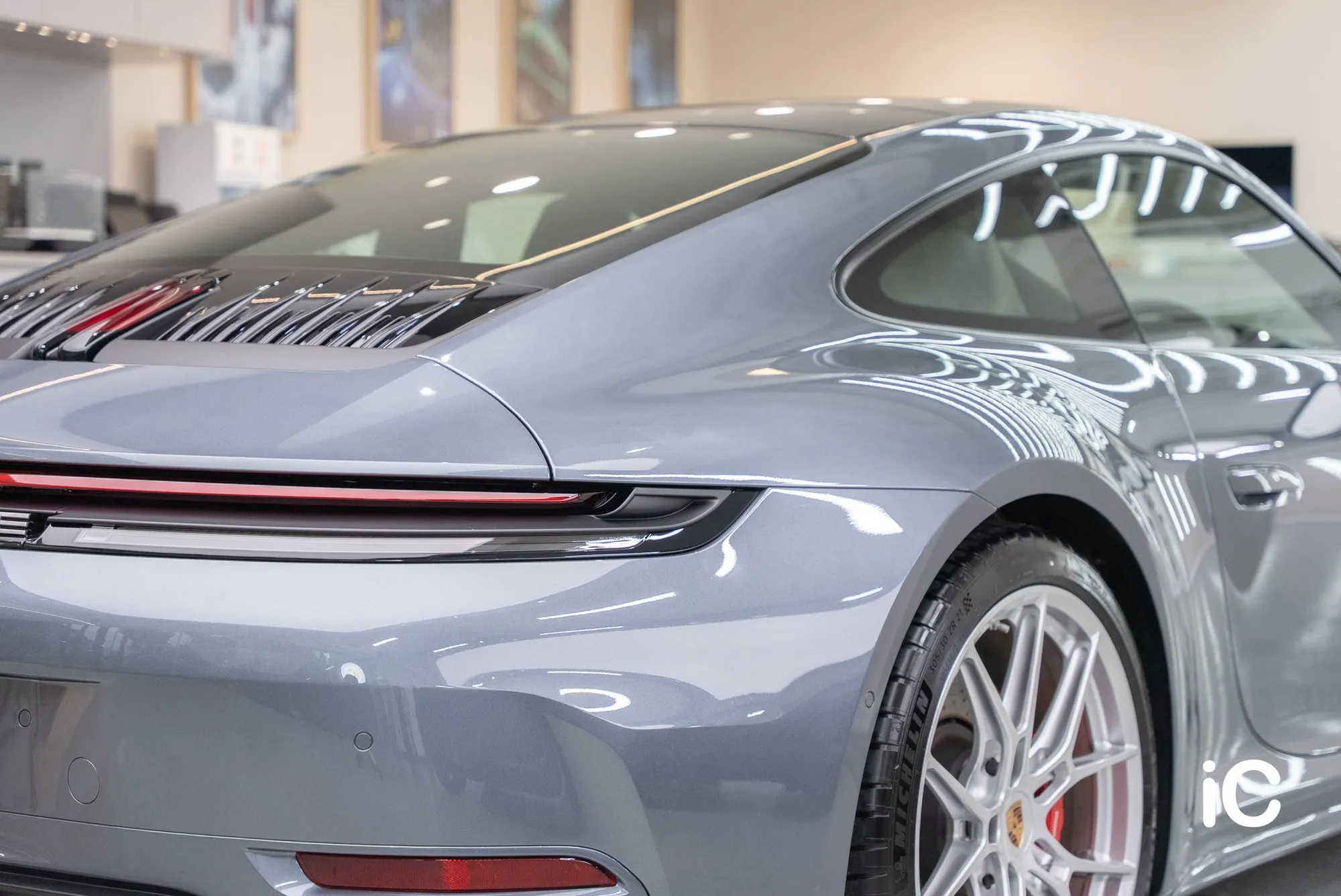 Porsche 911 透明 PPF 施工作品