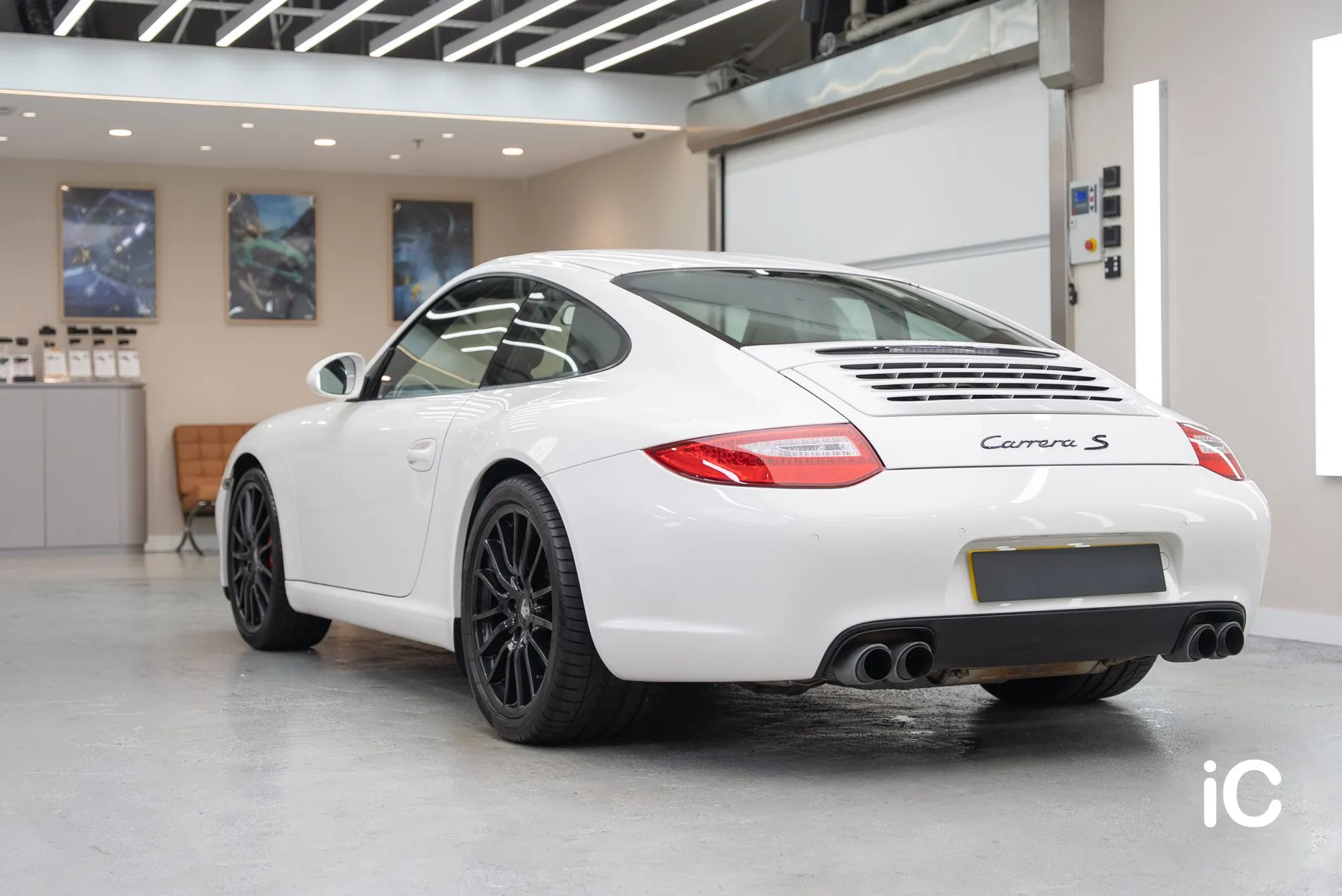 Porsche 911 透明 PPF 施工作品