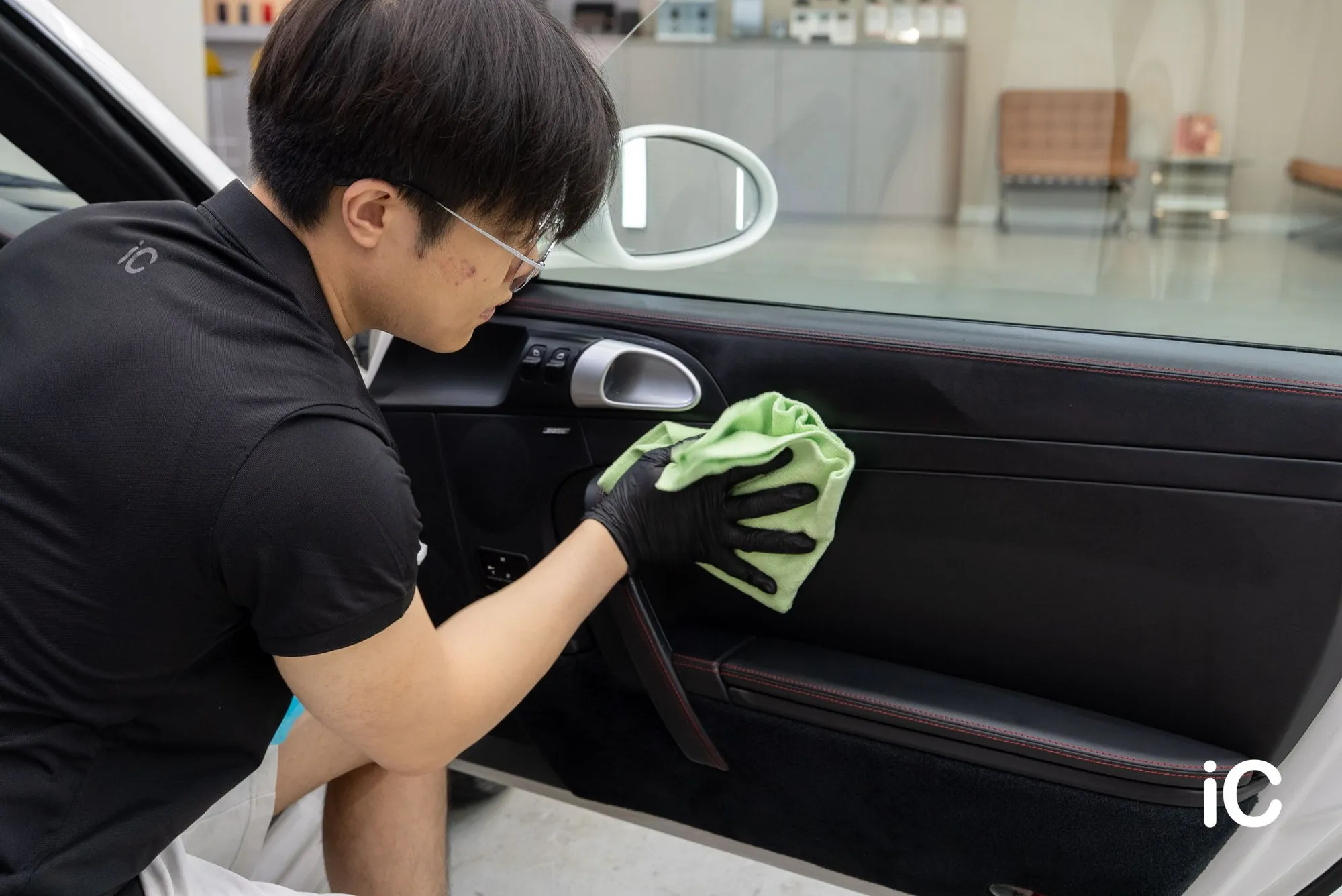Porsche 911 透明 PPF 施工作品