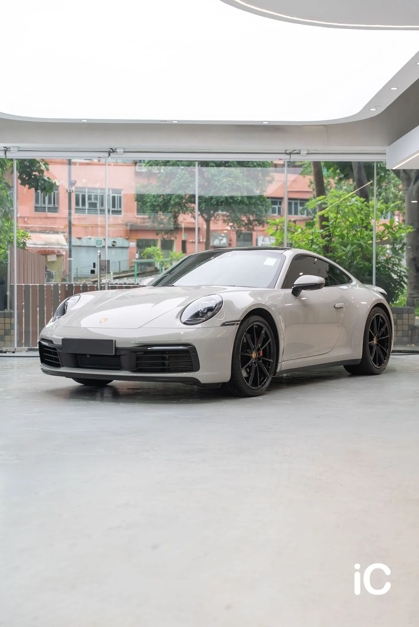 Porsche 911 透明 PPF 施工作品