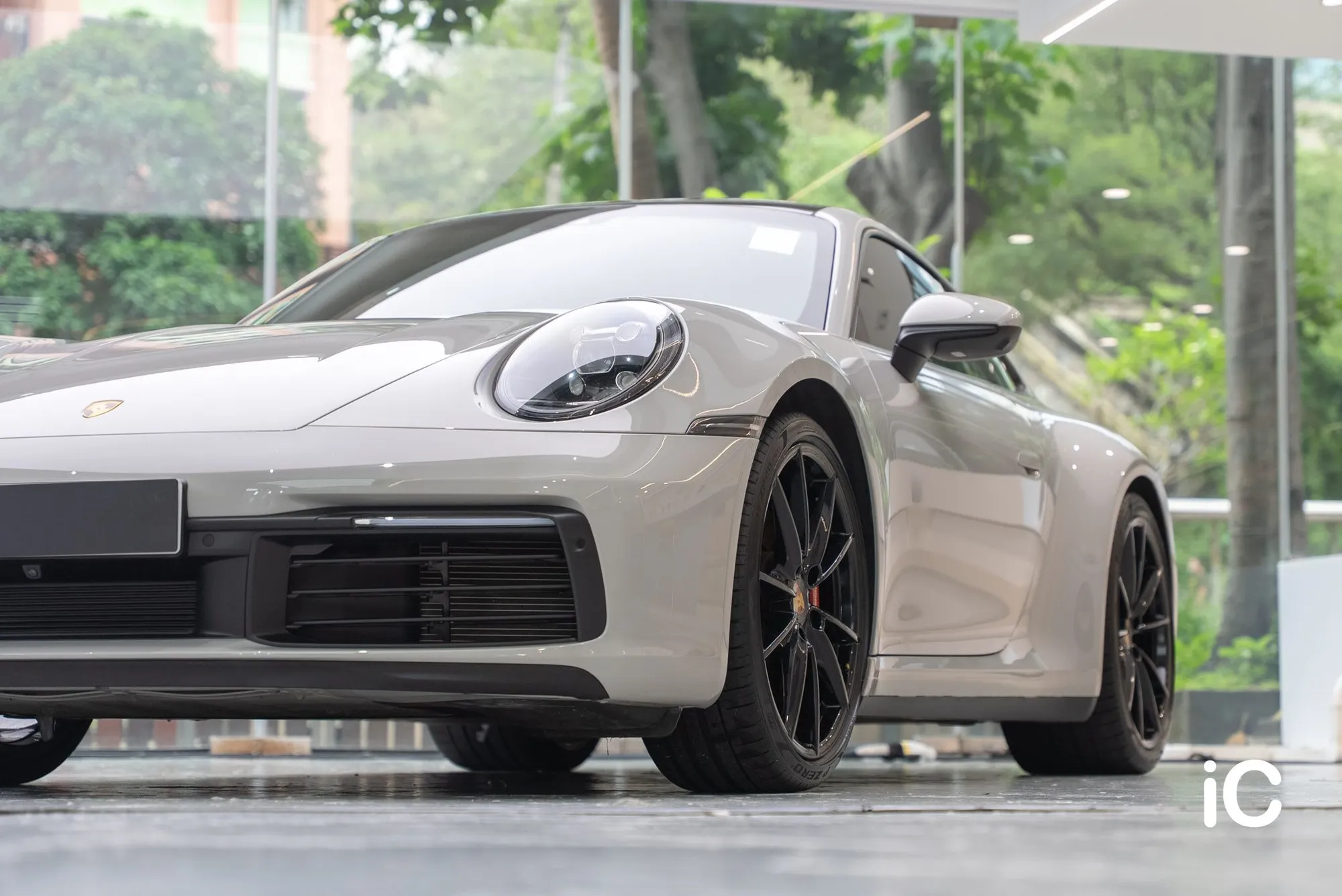 Porsche 911 透明 PPF 施工作品
