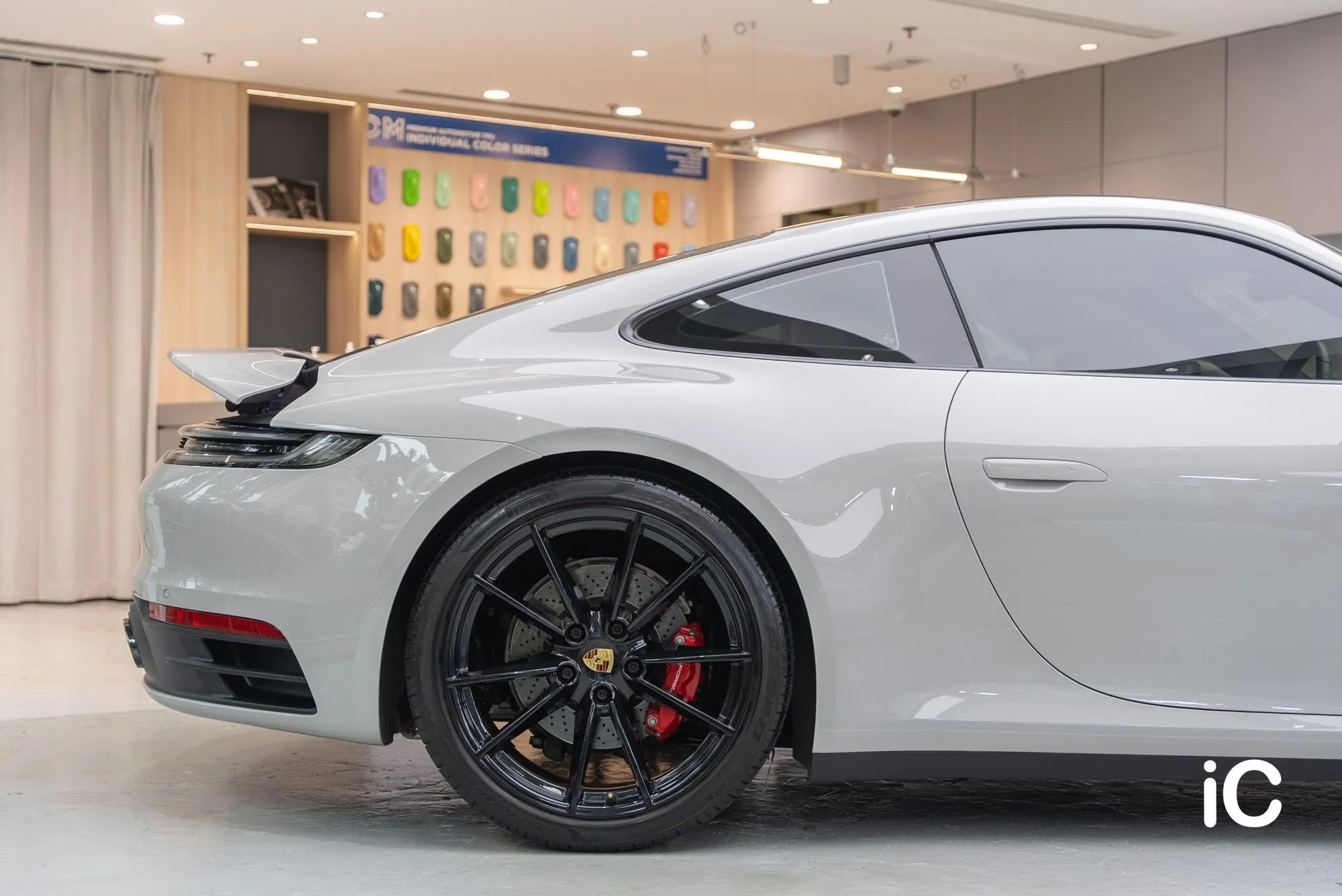 Porsche 911 透明 PPF 施工作品