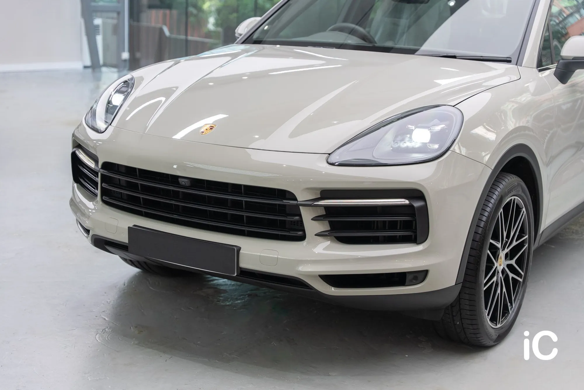 Porsche Cayenne / S 轉色 PPF 施工作品