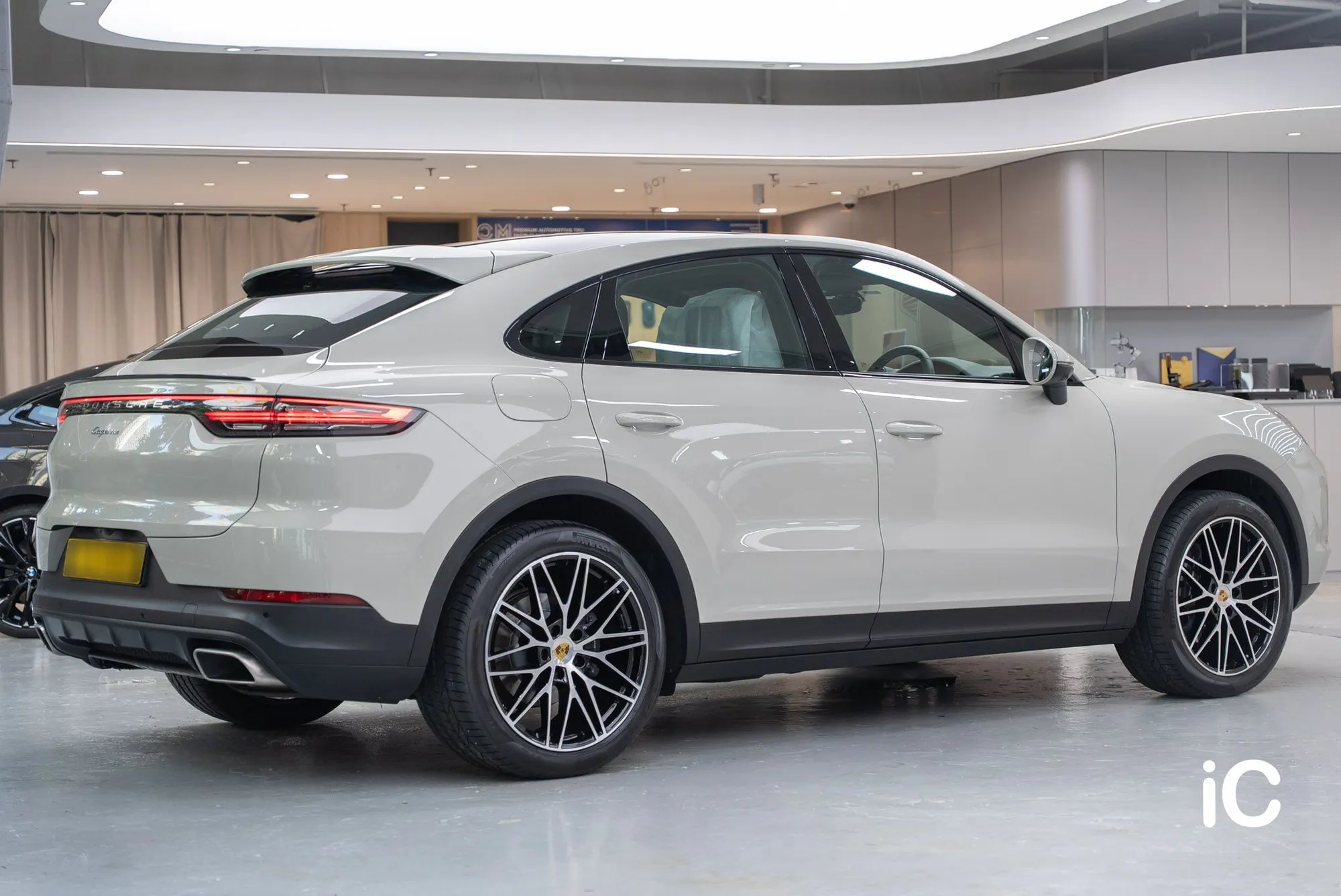 Porsche Cayenne / S 轉色 PPF 施工作品