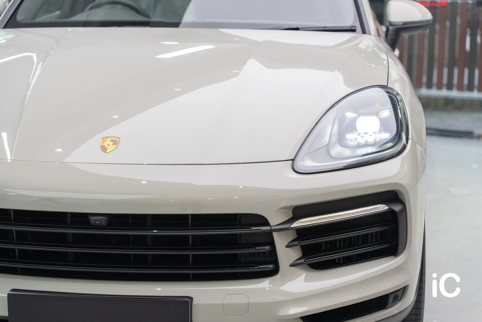 Porsche Cayenne / S 轉色 PPF 施工作品