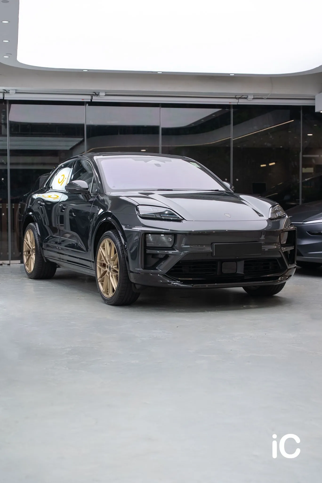 Porsche Macan GTS / Turbo 透明 PPF 施工作品