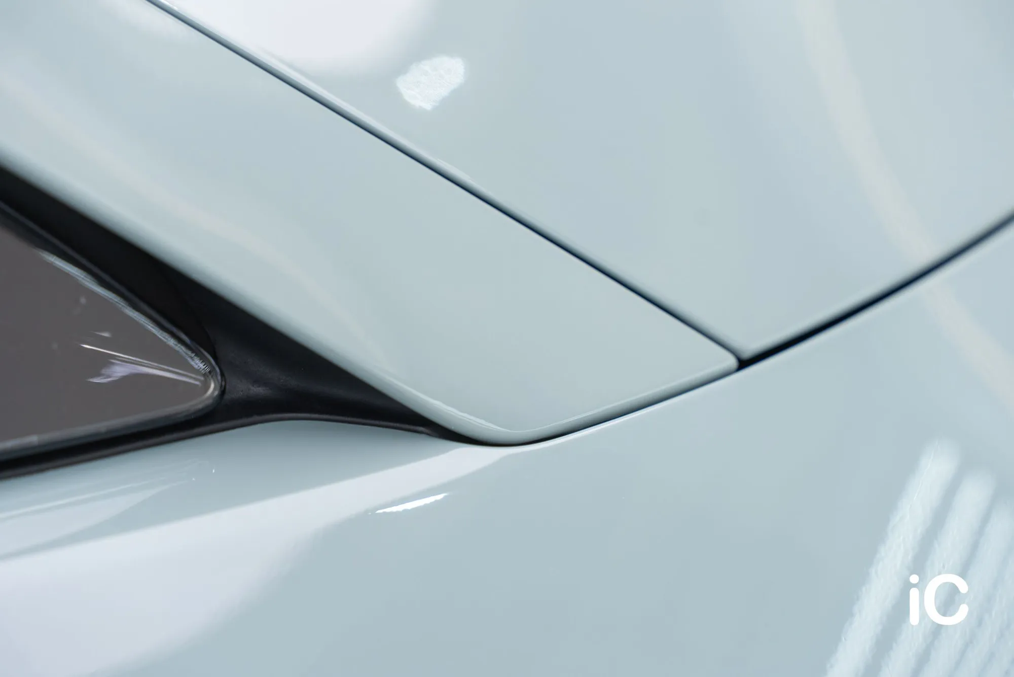 Porsche Taycan 透明 PPF 施工作品