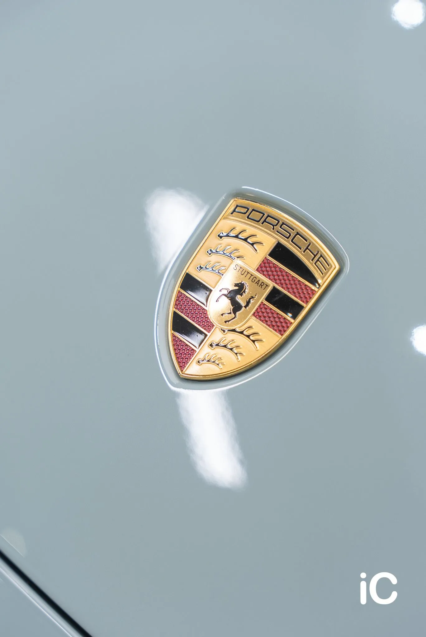 Porsche Taycan 透明 PPF 施工作品