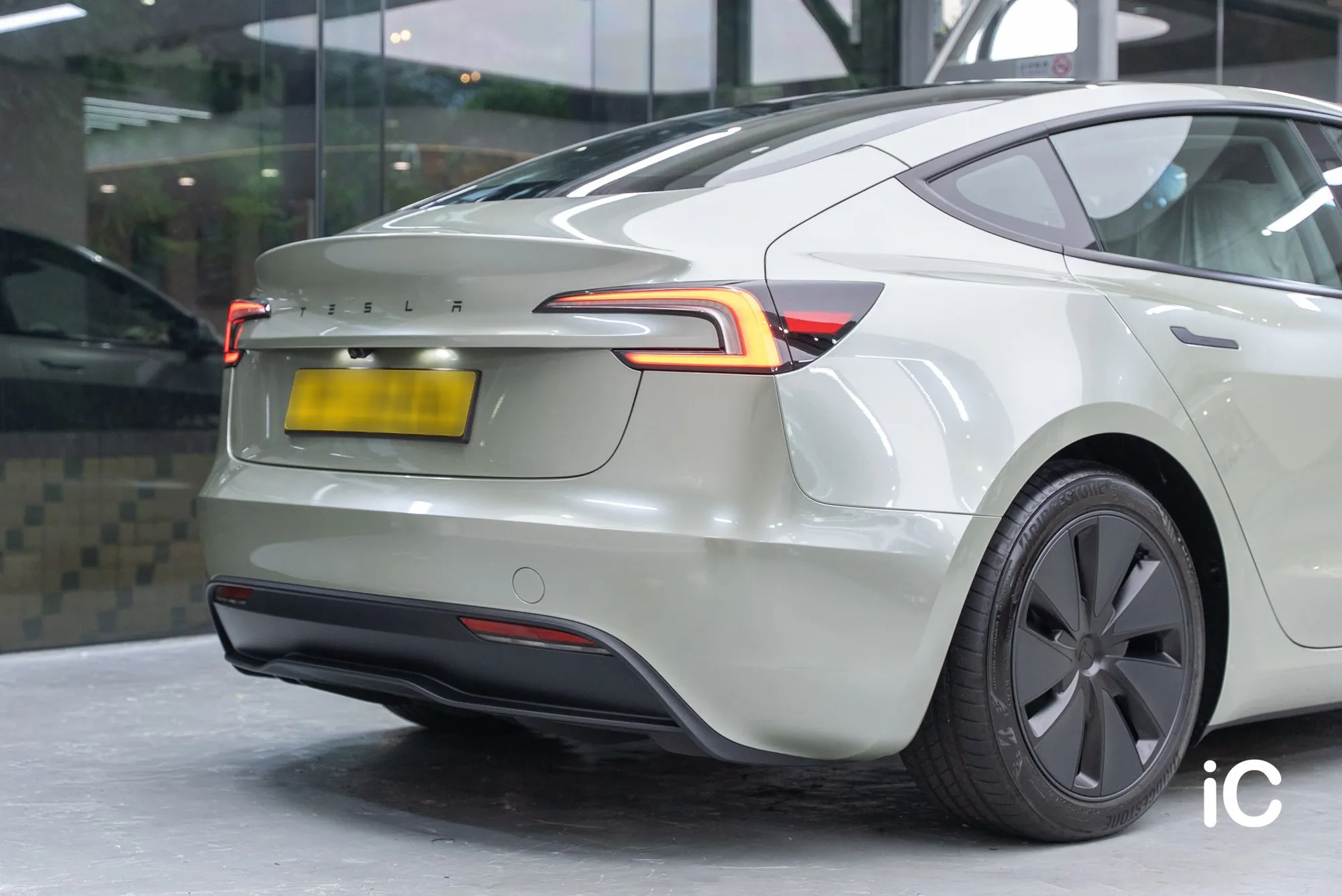 Tesla Model 3 轉色 PPF 施工作品