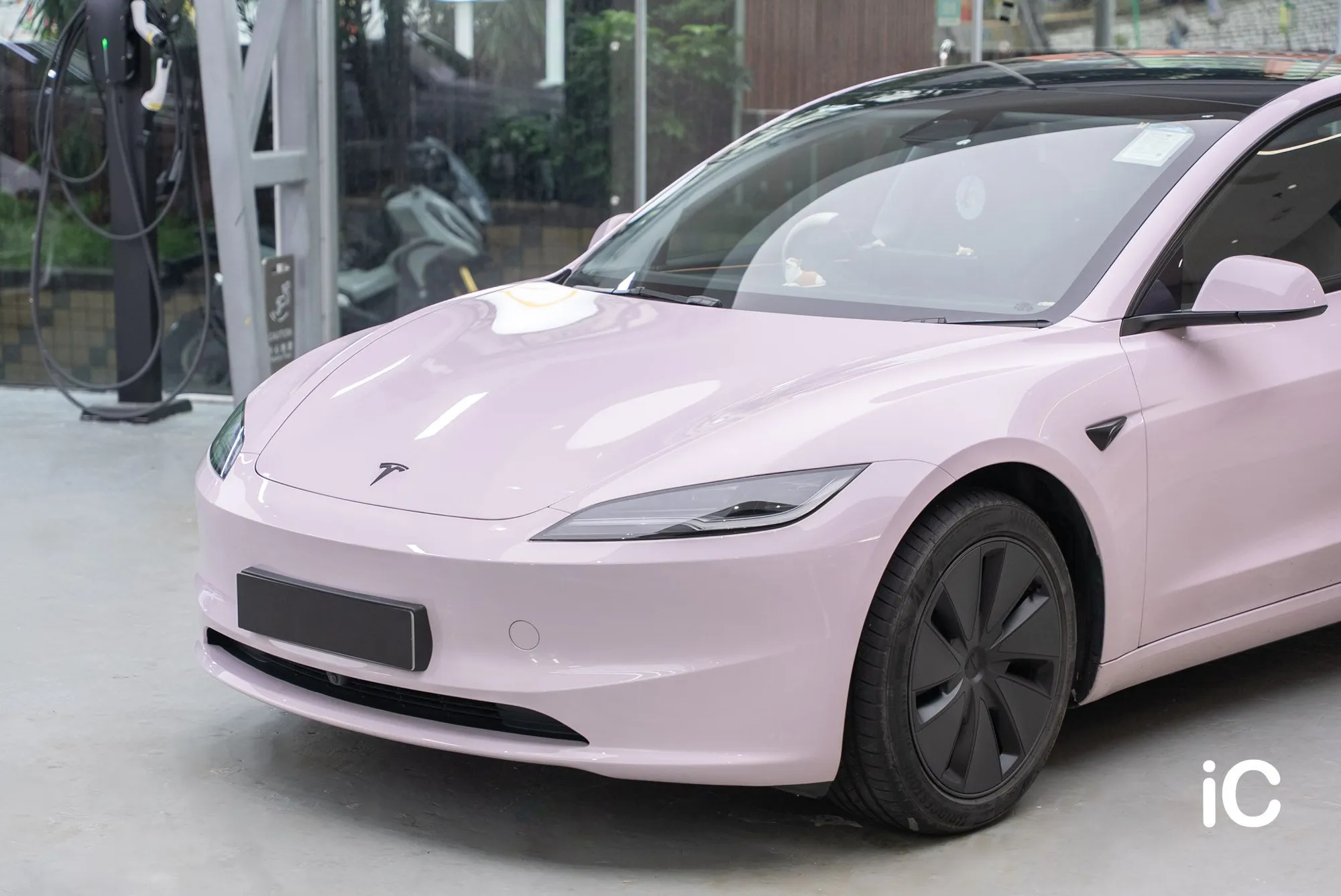 Tesla Model 3 轉色 PPF 施工作品