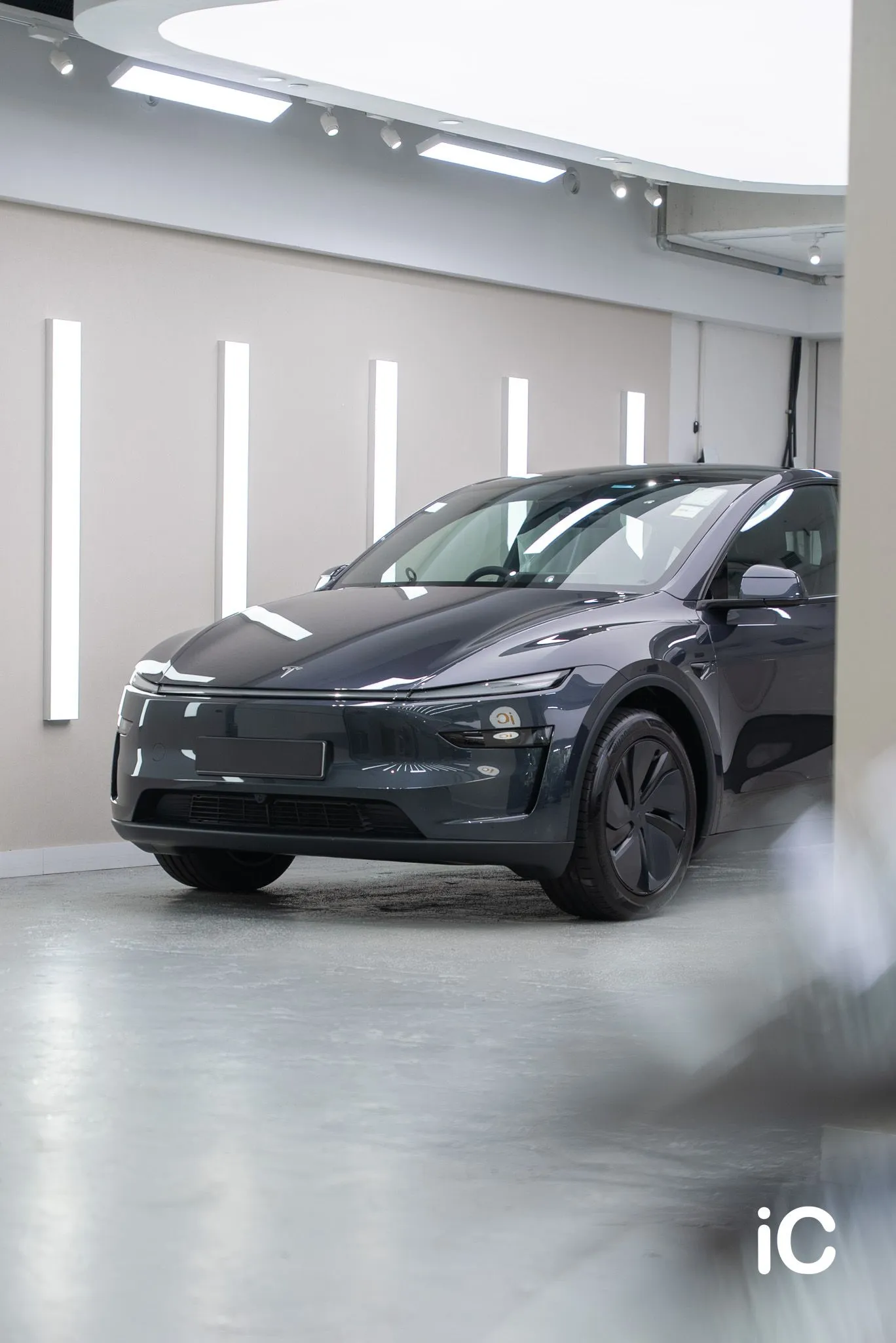 Tesla Model Y 鍍膜 施工作品