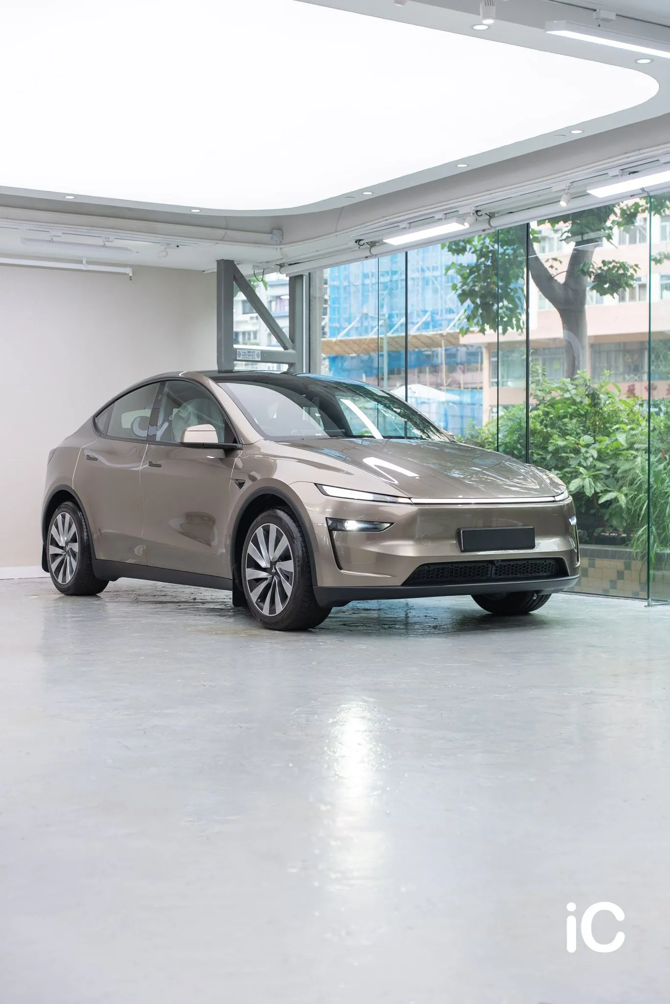 Tesla Model Y 轉色 PPF 施工作品