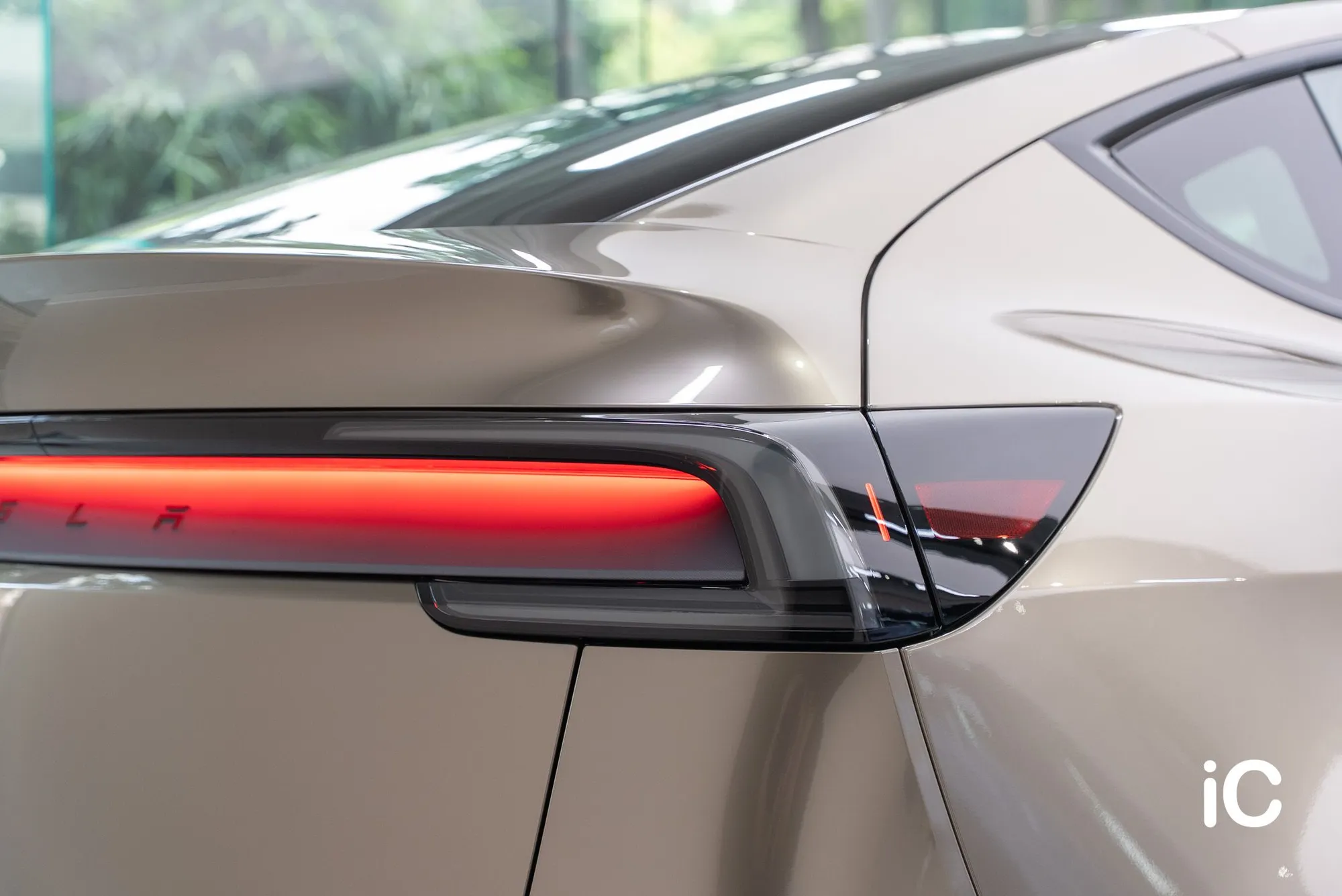 Tesla Model Y 轉色 PPF 施工作品