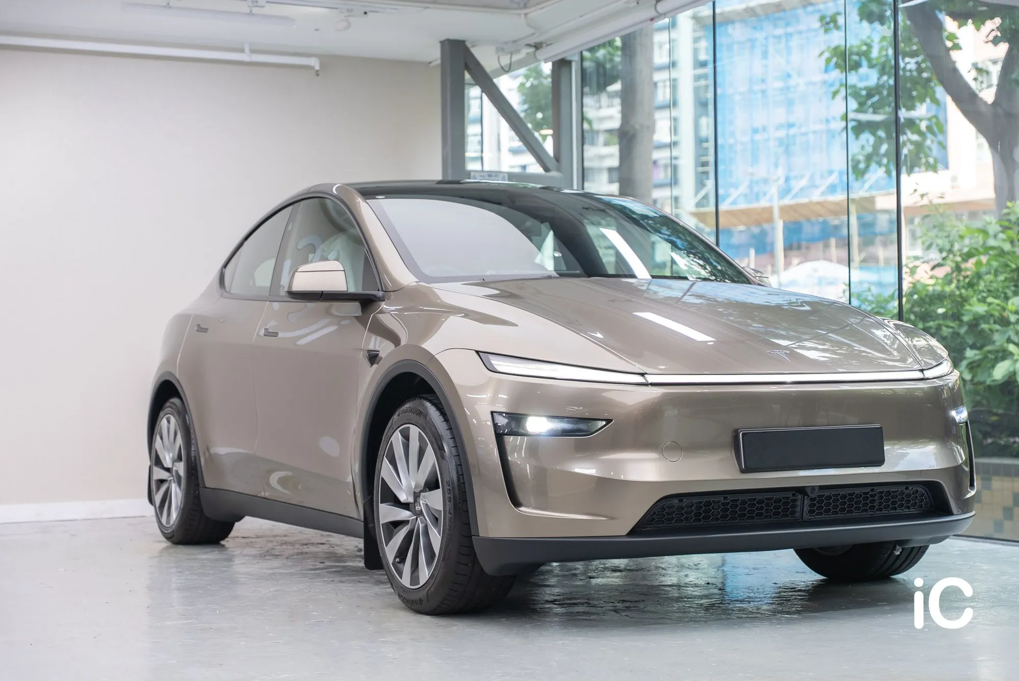 Tesla Model Y 轉色 PPF 施工作品